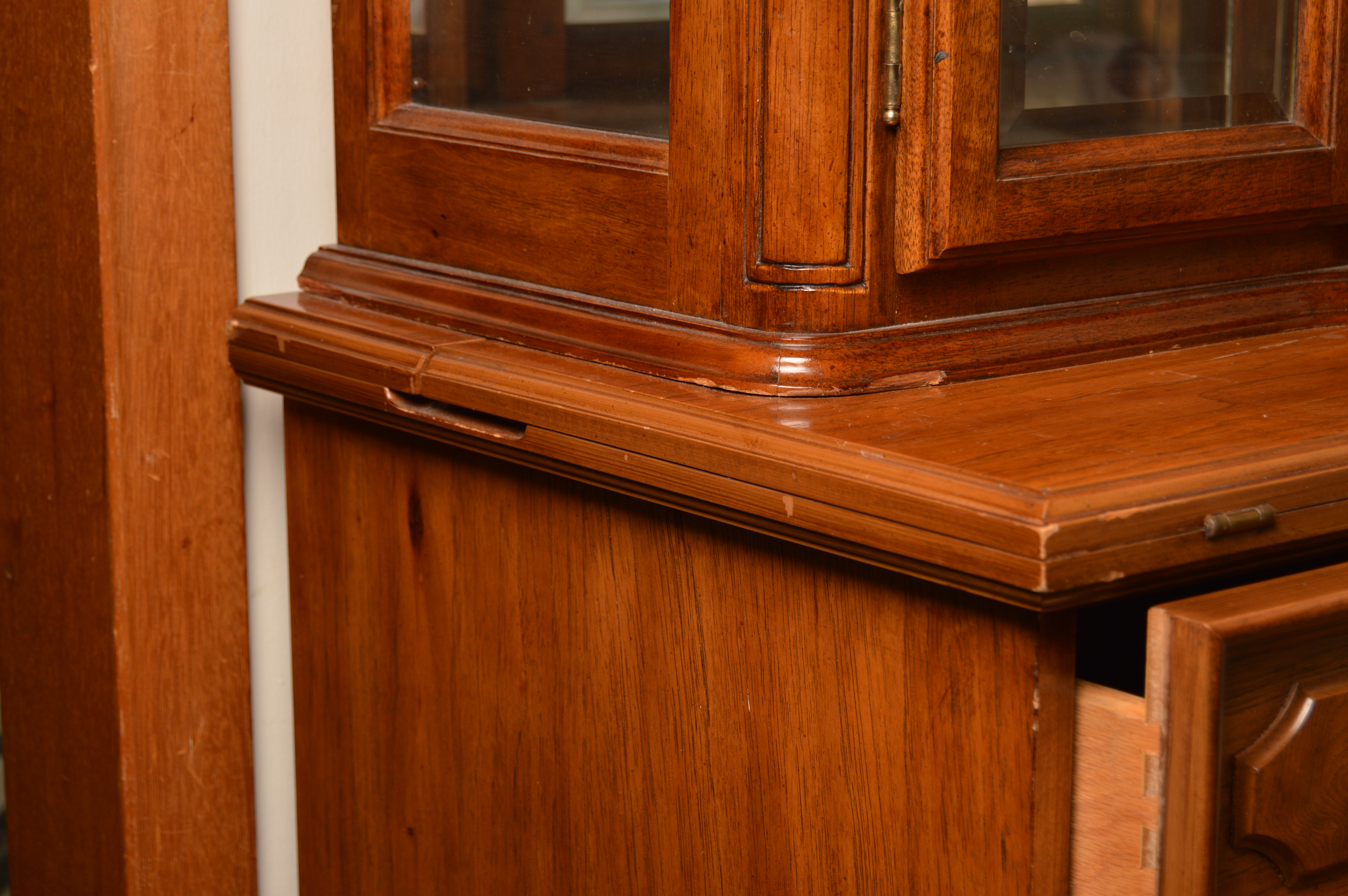 Vintage Two-Piece China Cabinet by Thomasville