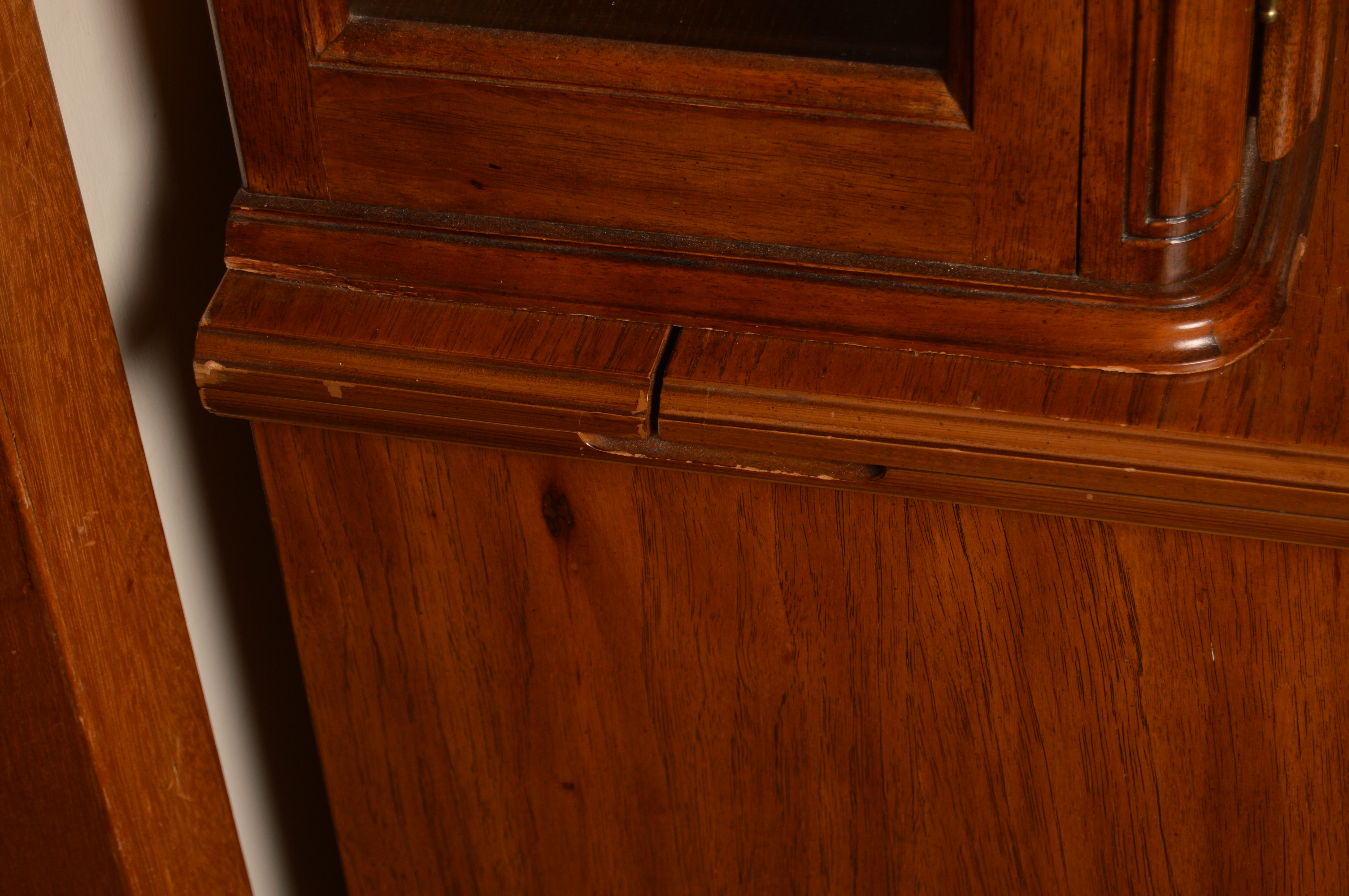 Vintage Two-Piece China Cabinet by Thomasville