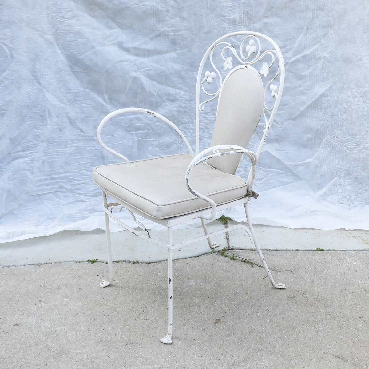 Salterini "Mt. Vernon" Wrought Iron Patio Table and Chairs