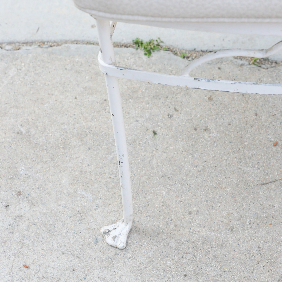 Salterini "Mt. Vernon" Wrought Iron Patio Table and Chairs