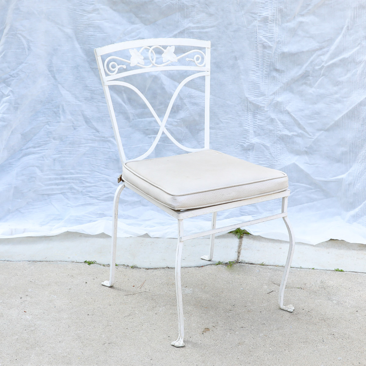 Salterini "Mt. Vernon" Wrought Iron Patio Table and Chairs