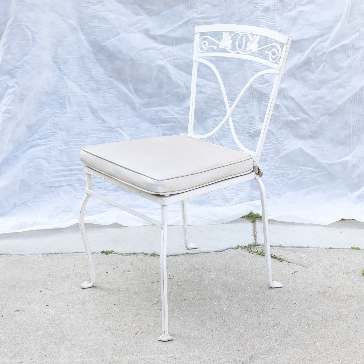 Salterini "Mt. Vernon" Wrought Iron Patio Table and Chairs