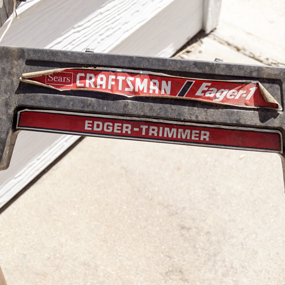 Sears Craftsman Eager-1 3.0 HP Gas Edger-Trimmer