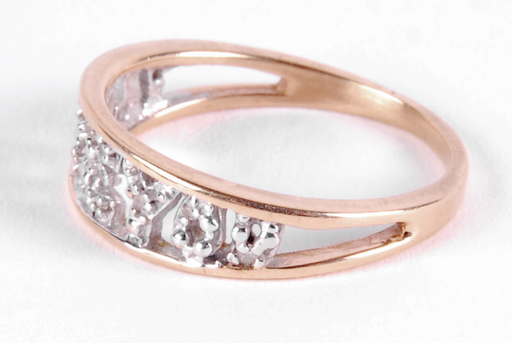 10K Yellow Gold "I Love You" Diamond Ring