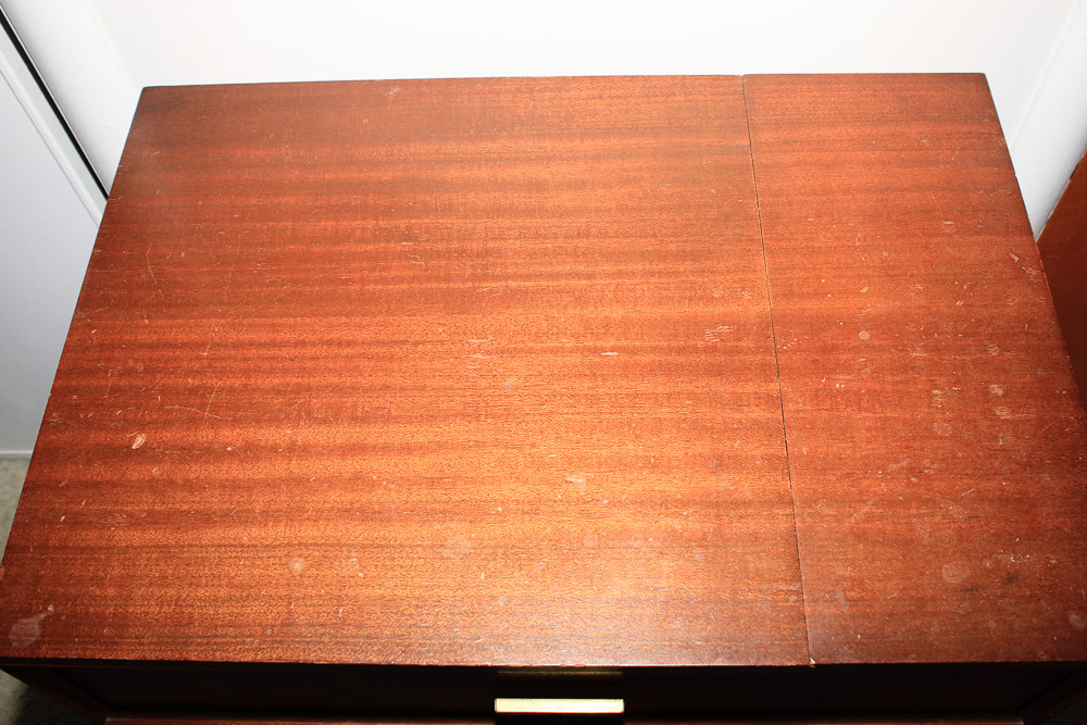 Mid Century Modern Singer Sewing Machine and Table