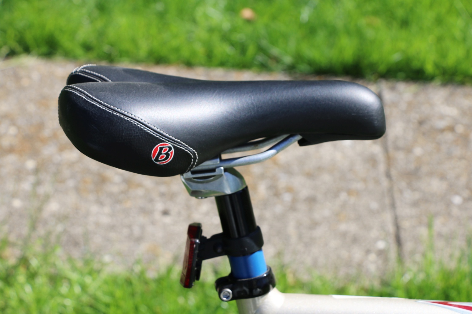 Trek 1500 WSD Road Bike And Accessories