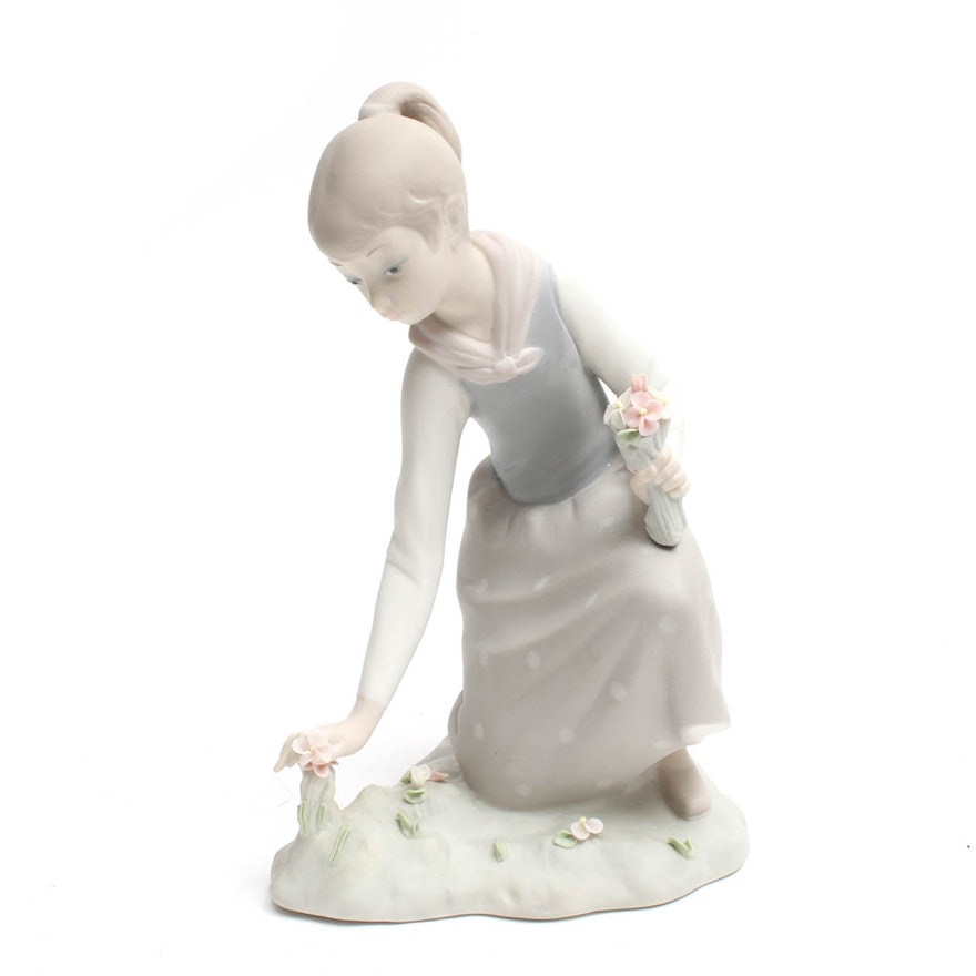 Lladro "Girl Gathering Flowers" Figurine