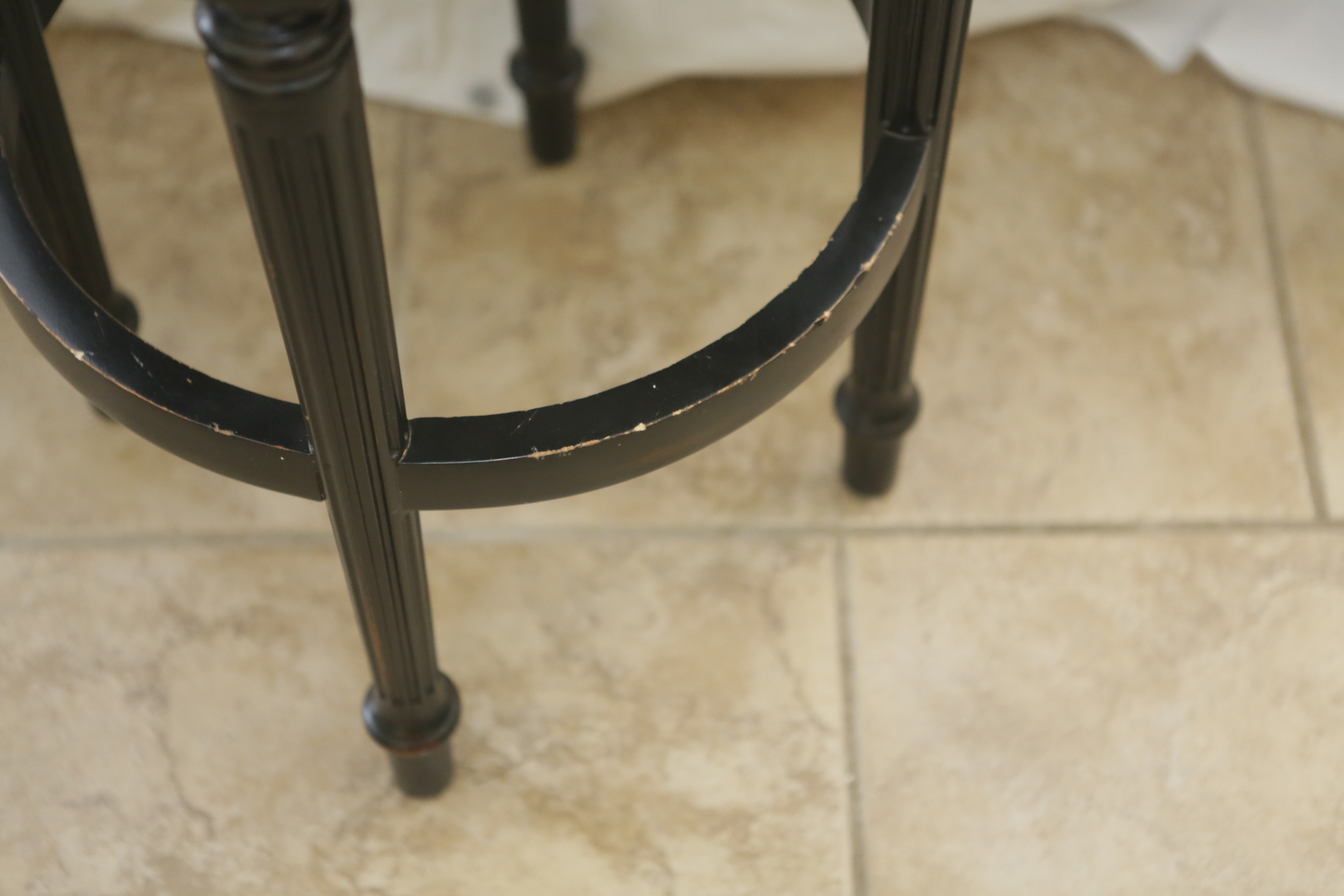 Swiveling Bar Stools with Leather Seats