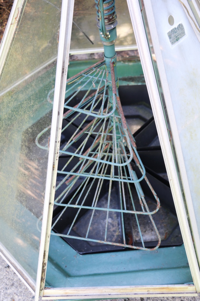 Octagon Cone Shaped Outdoor Terrarium/Green House