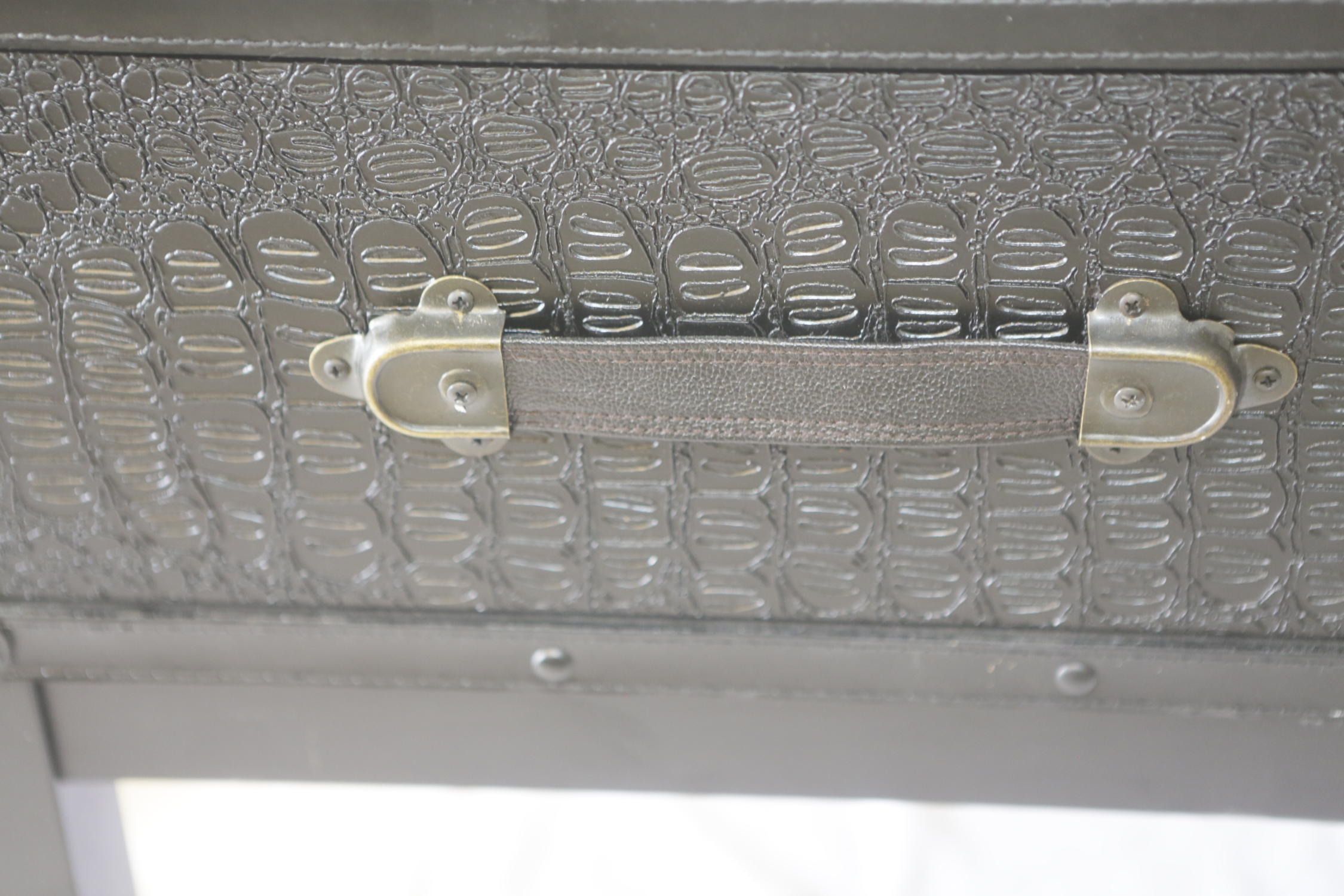 Contemporary Nightstands with Embossed Crocodile Pattern Exterior