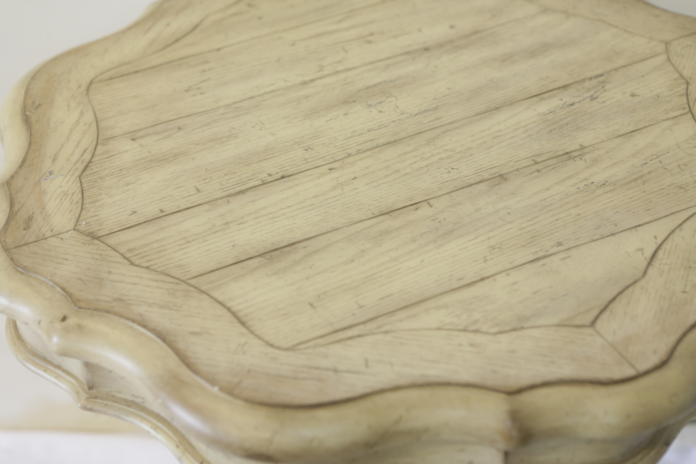 Hooker Furniture Accent Table