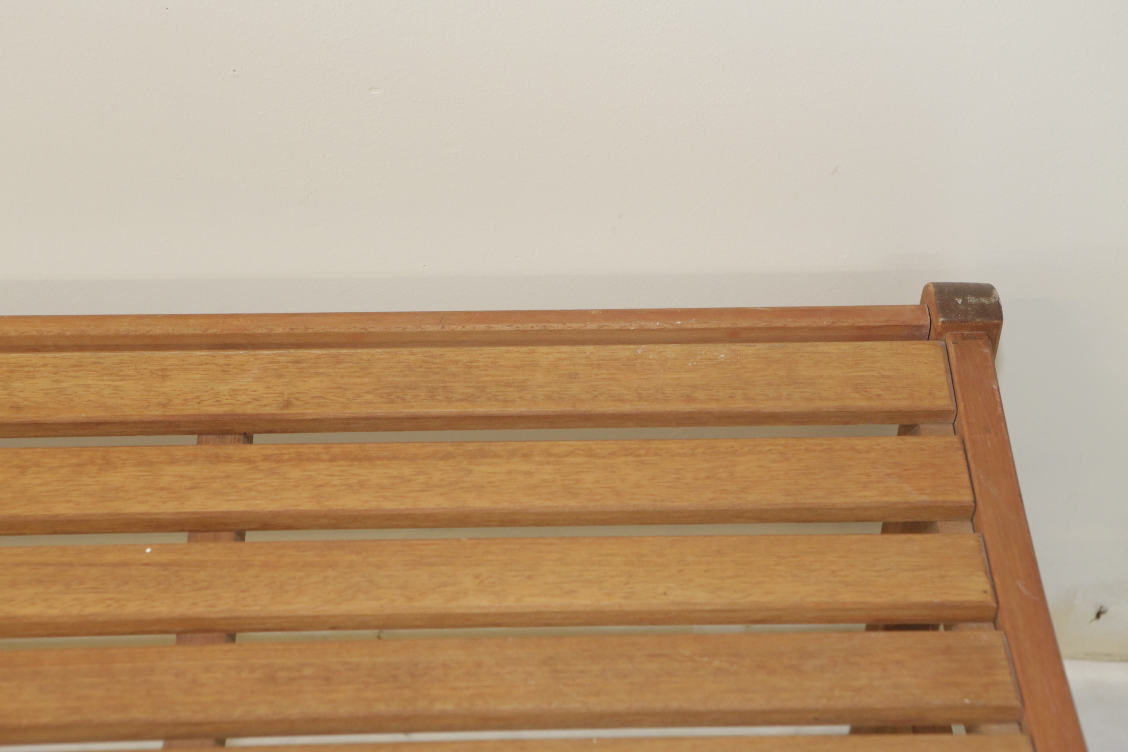 Slat Seat Bench