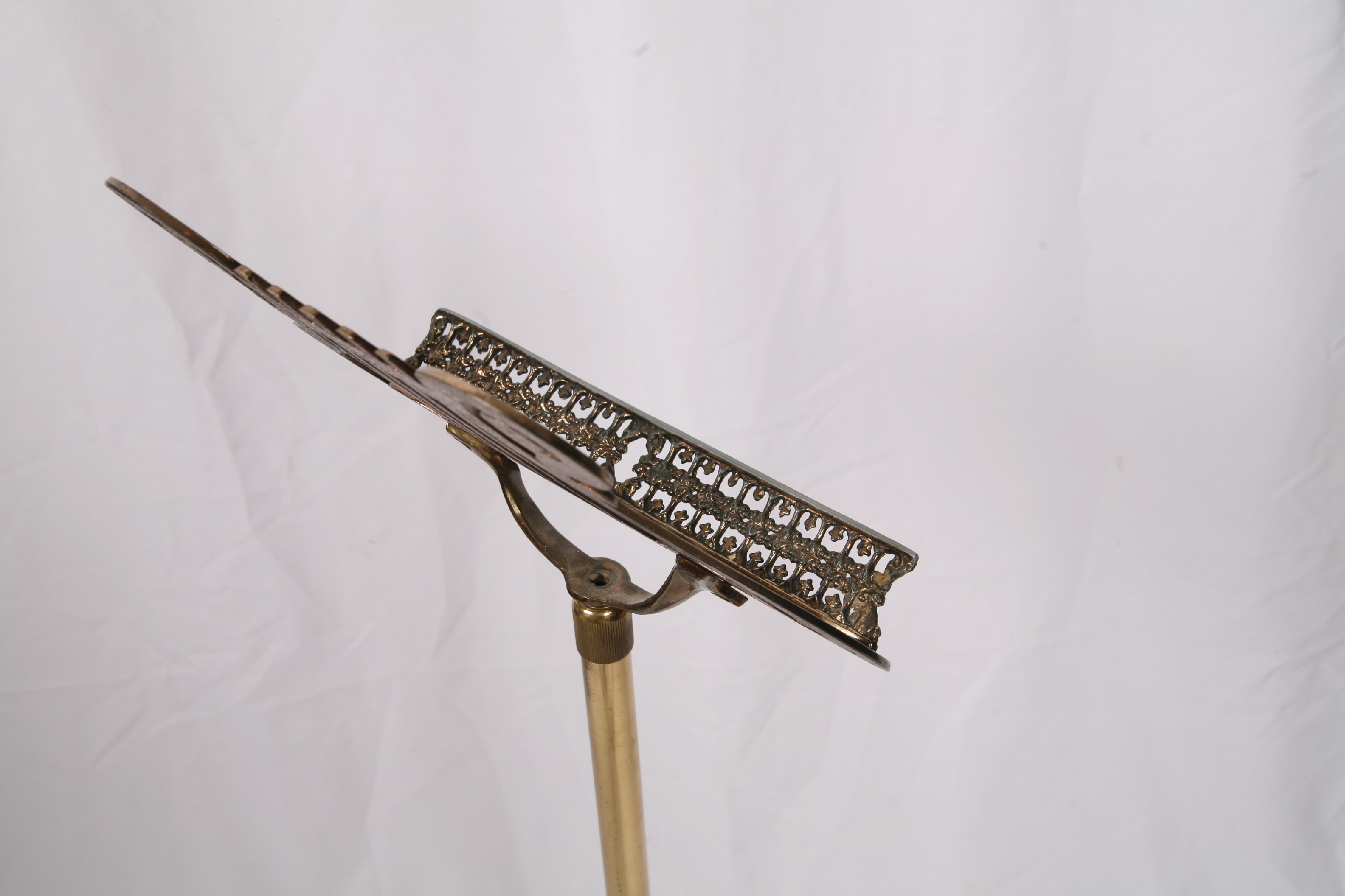 Brass Lyre-Shaped Sheet Music Stand