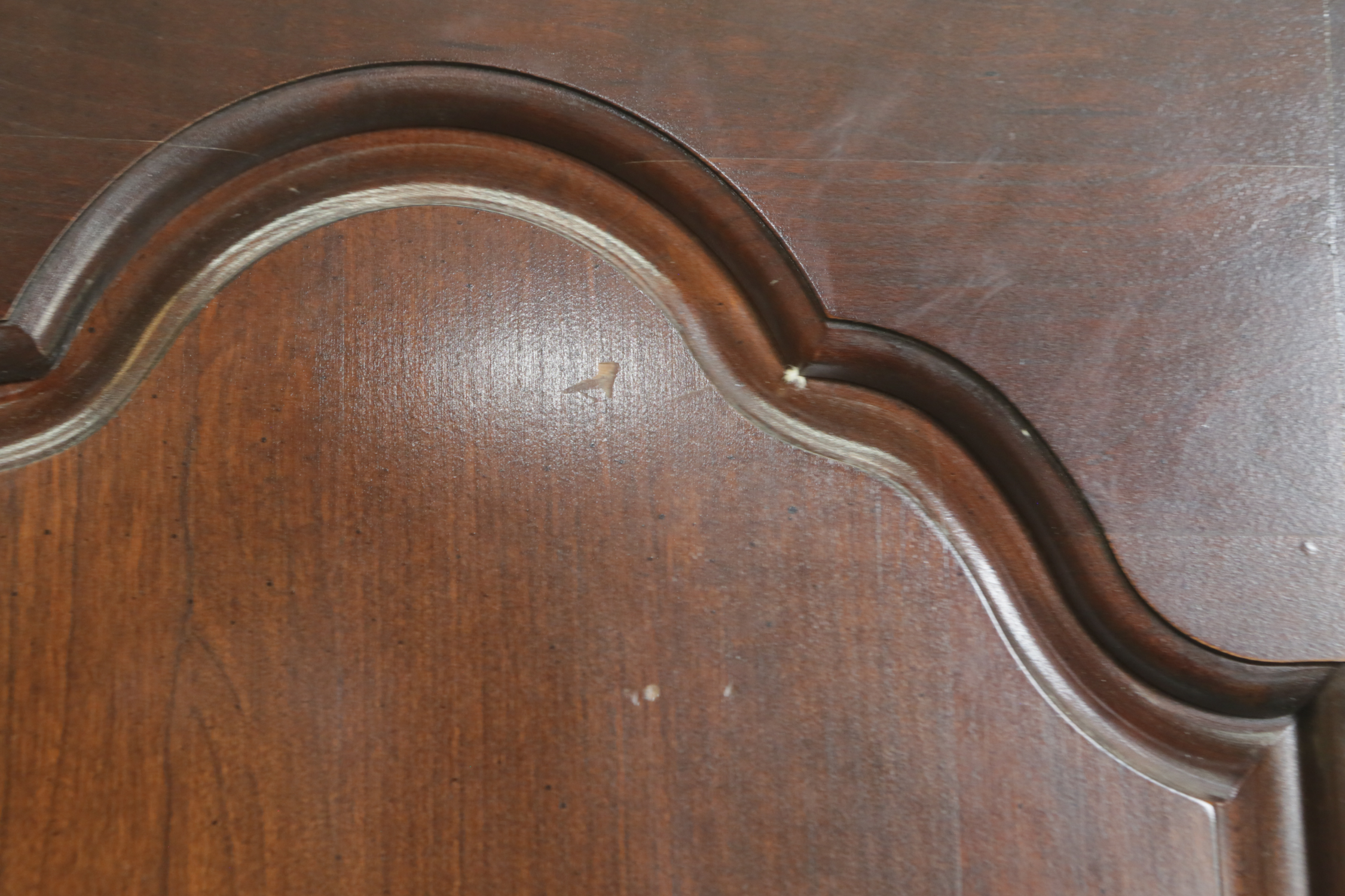 Queen Anne Style Accent Table by Kincaid