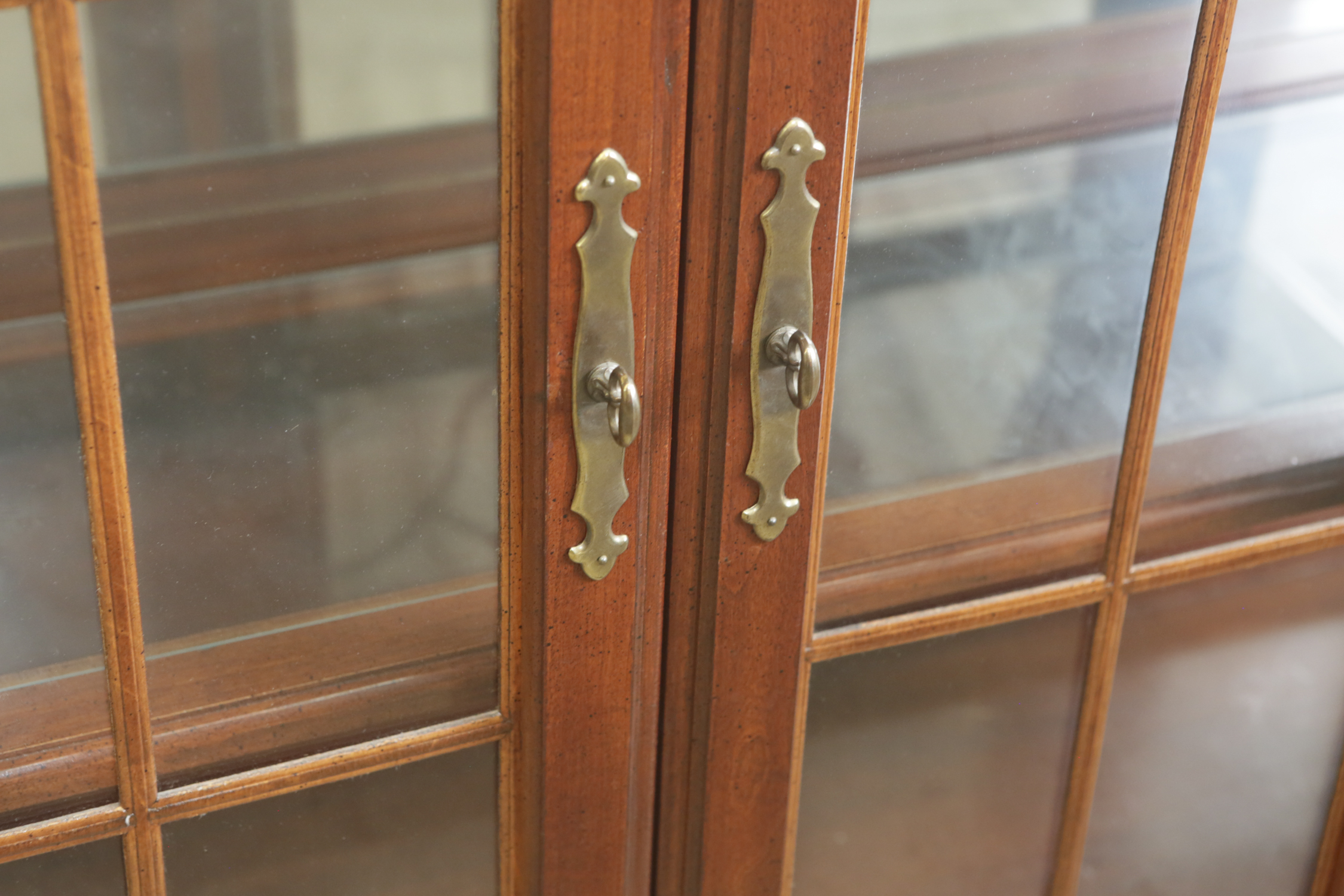 Queen Anne Style China Cabinet by American Drew