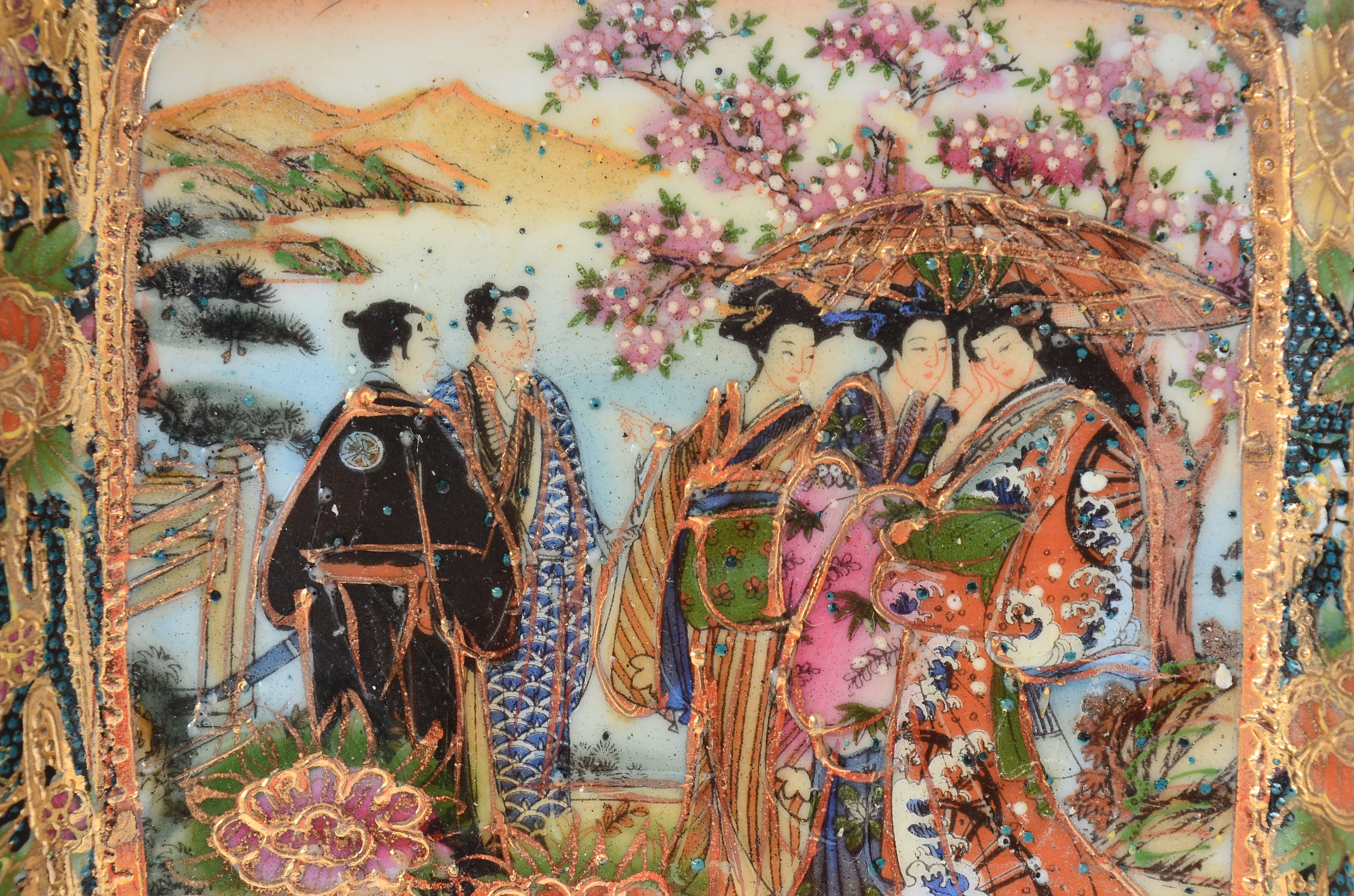 Roseville Pottery "Snowberry" Vase