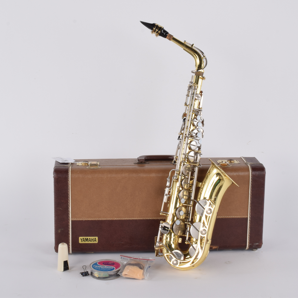 Yamaha YAS-21 Alto Saxophone in Case