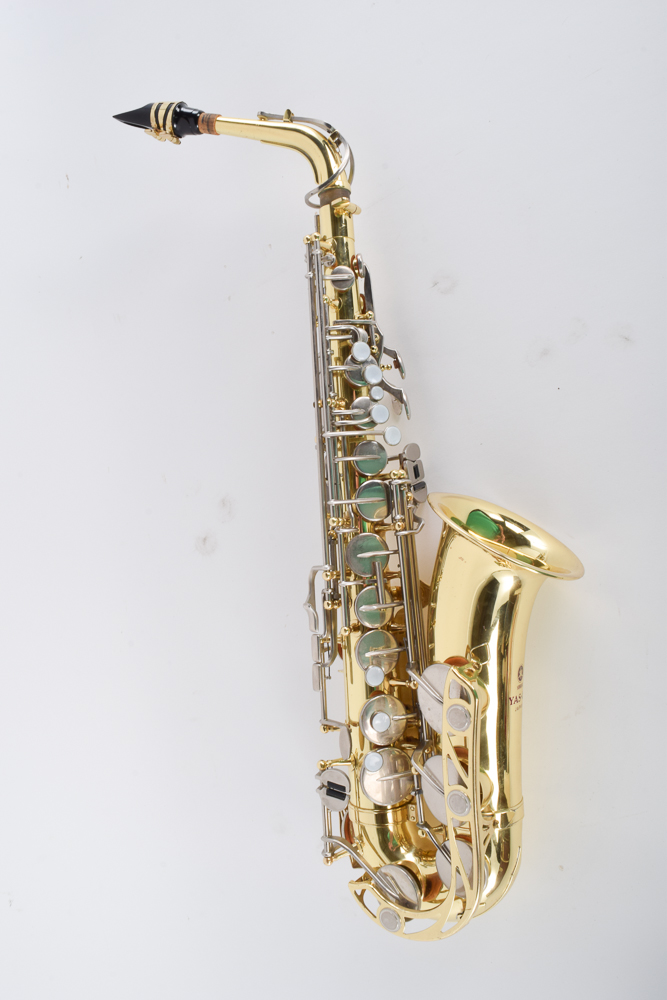 Yamaha YAS-21 Alto Saxophone in Case