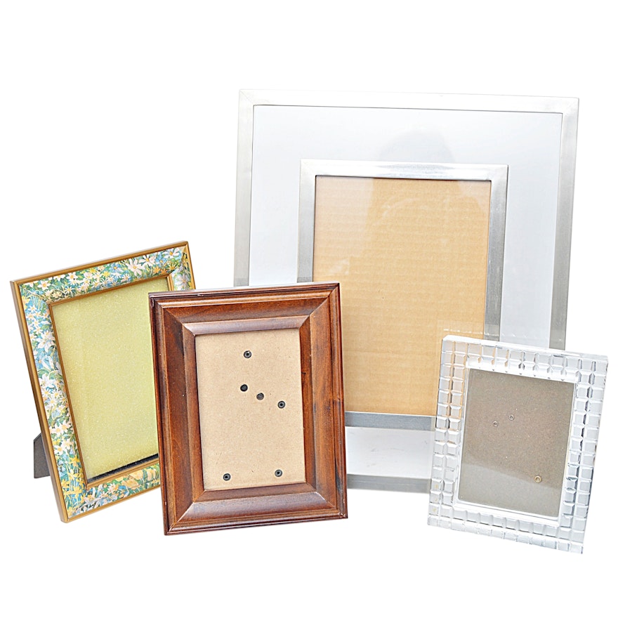 Picture Frames in Metal, Wood and Glass