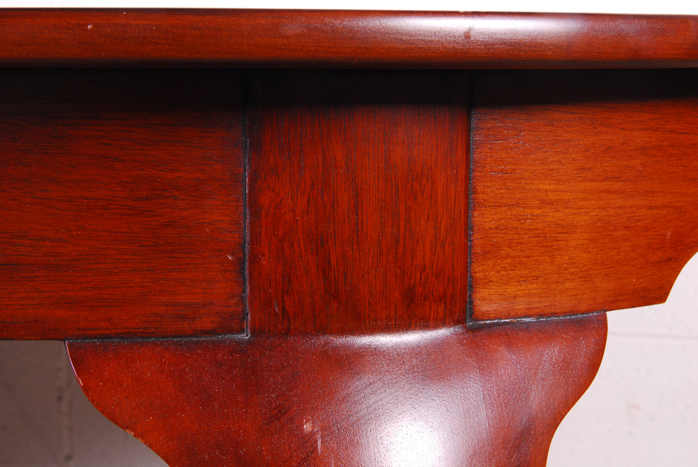 Vintage Queen Anne Style Mahogany Dining Table by Henkel-Harris