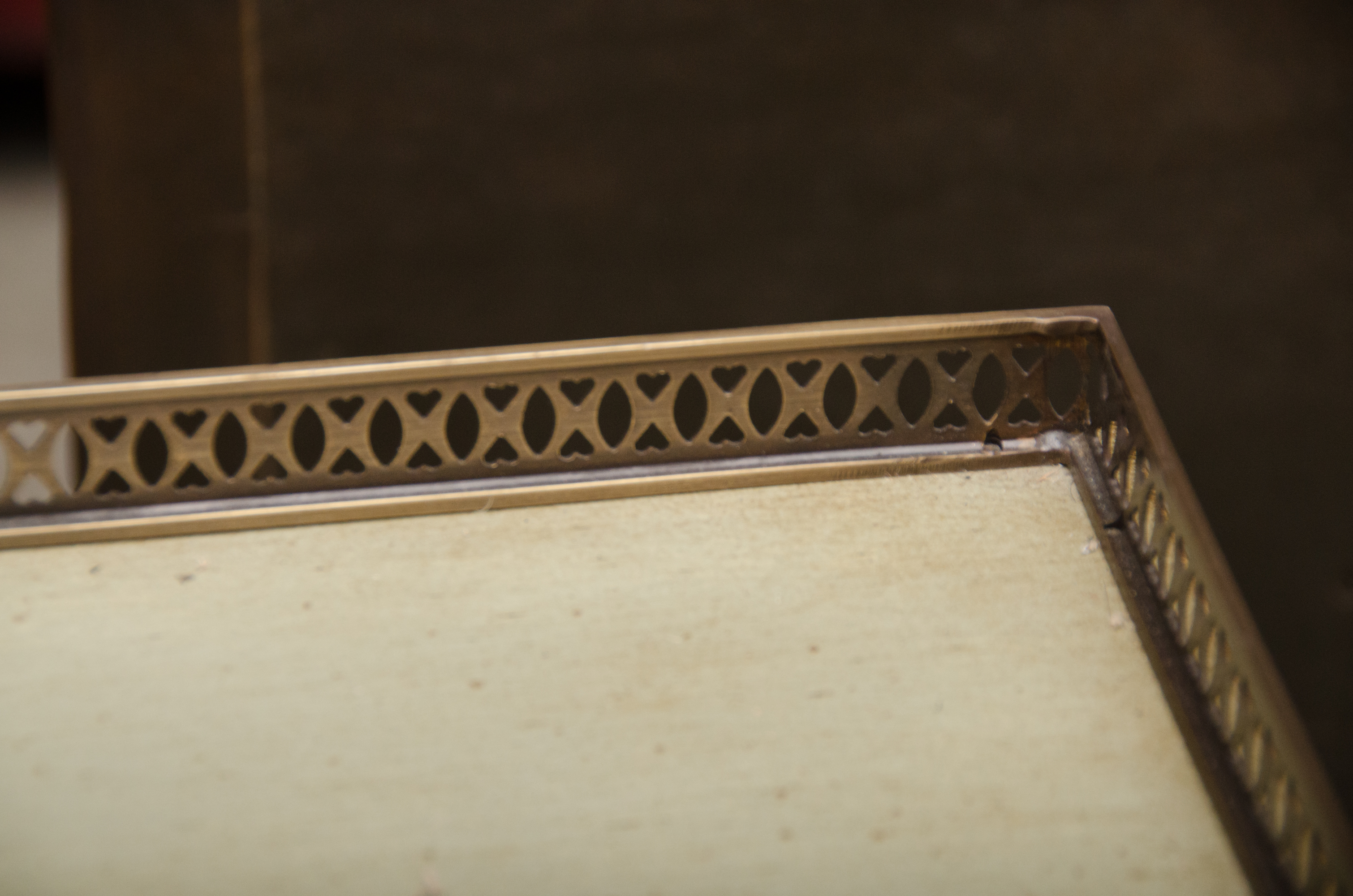 Vintage Étagère with Painted Finish