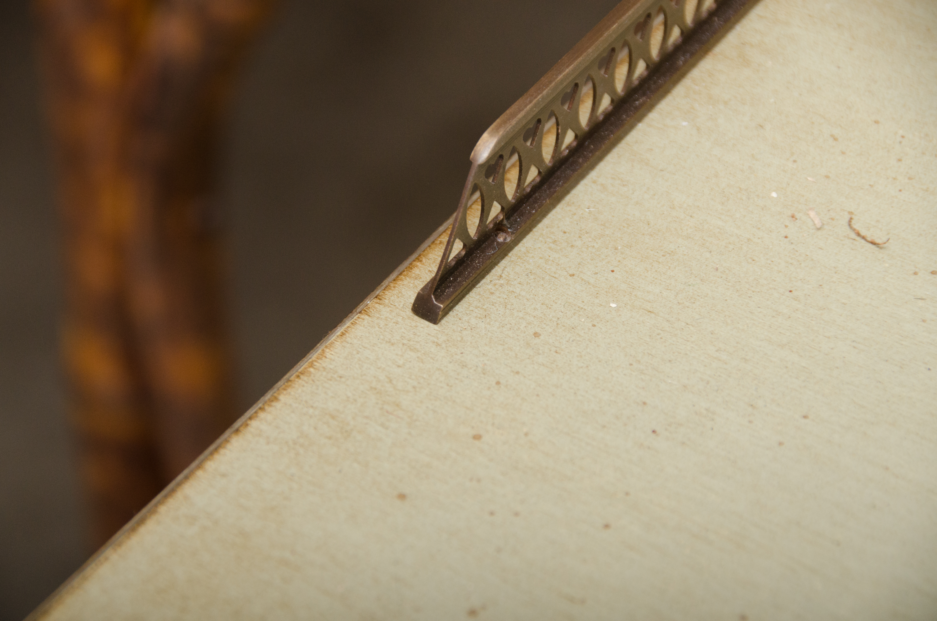 Vintage Étagère with Painted Finish