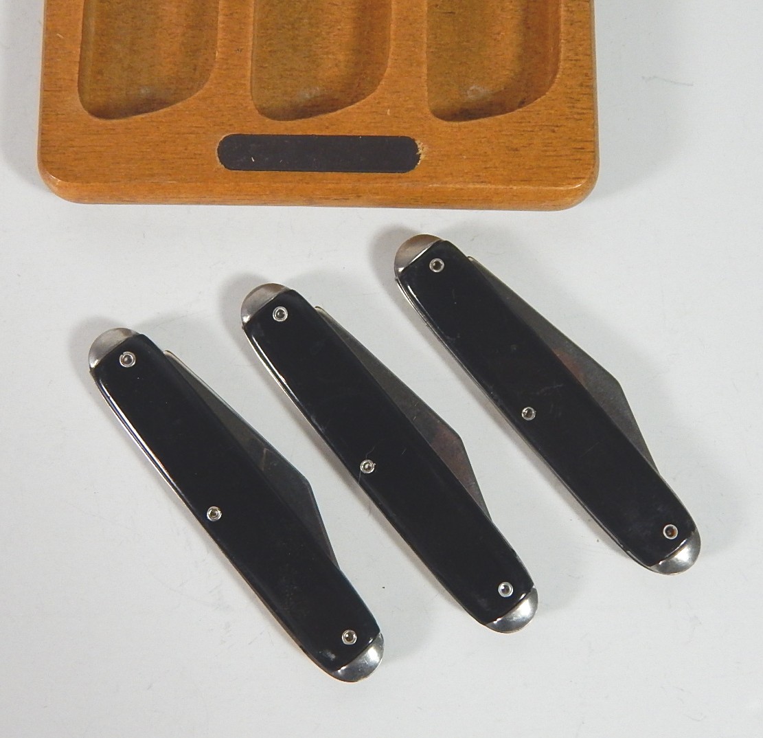 Pocket Knives Featuring Zorro, Tom Mix, Snuffy Smith