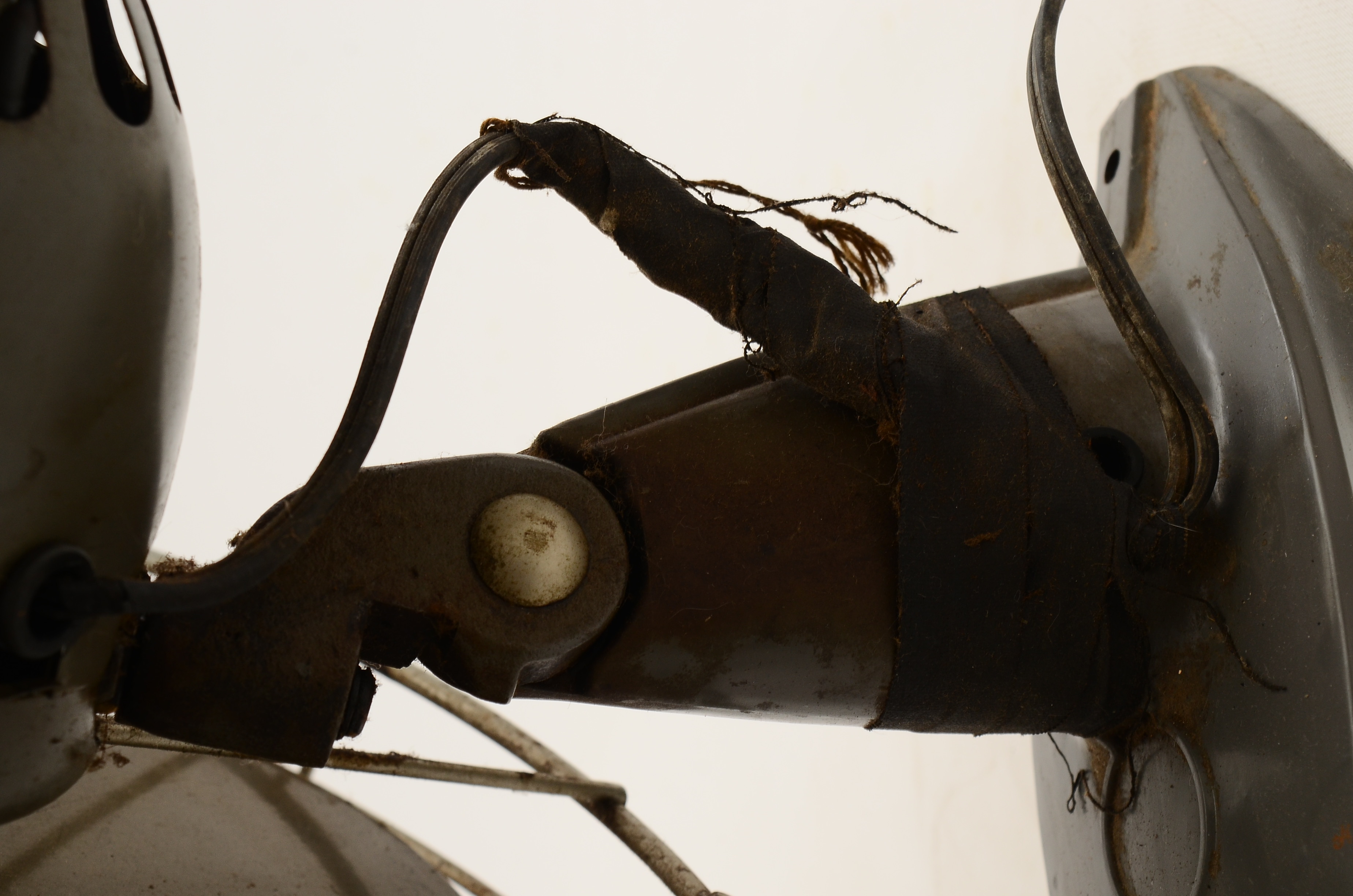 Vintage Fasco "ArticAire" Oscillating Portable Fan