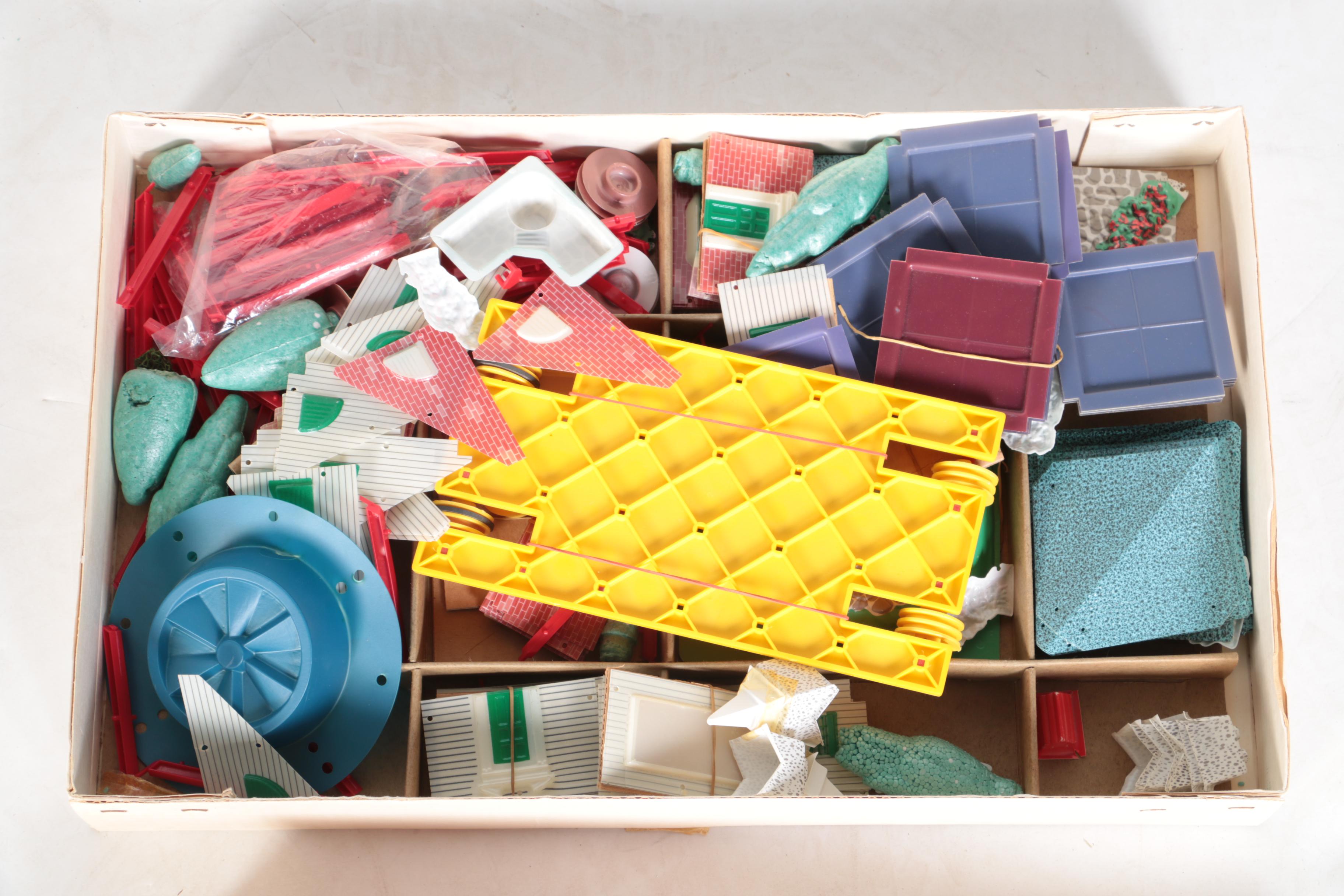 1960s Kenner Construction Toys