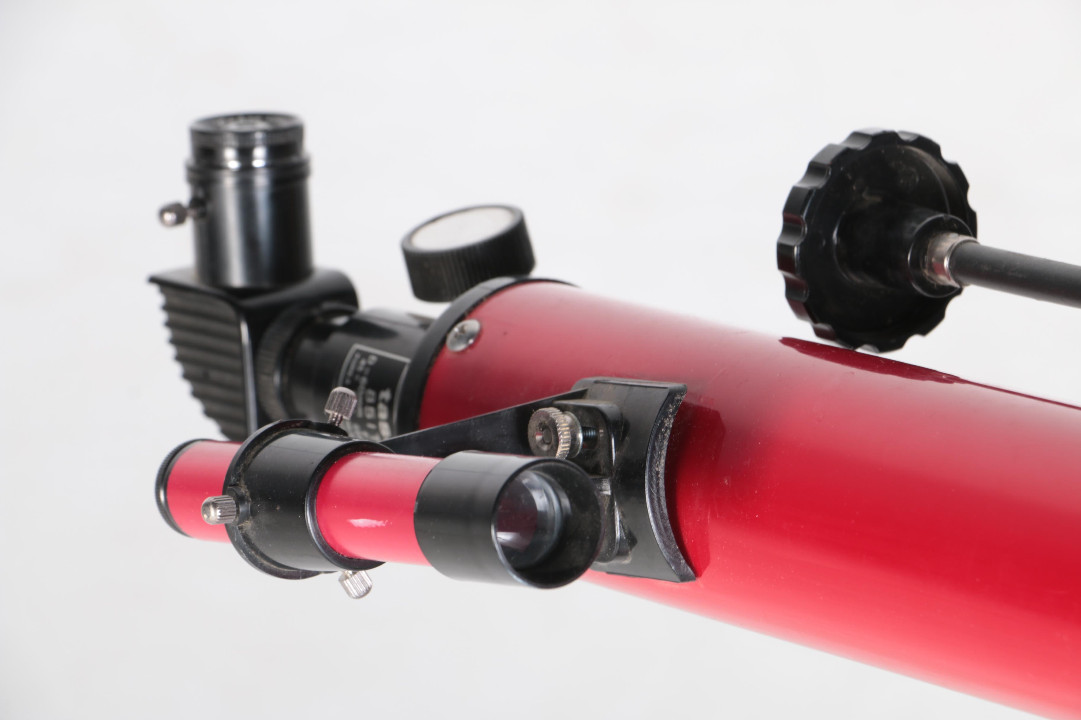 Tasco Model 851TR Telescope with Wooden Tripod