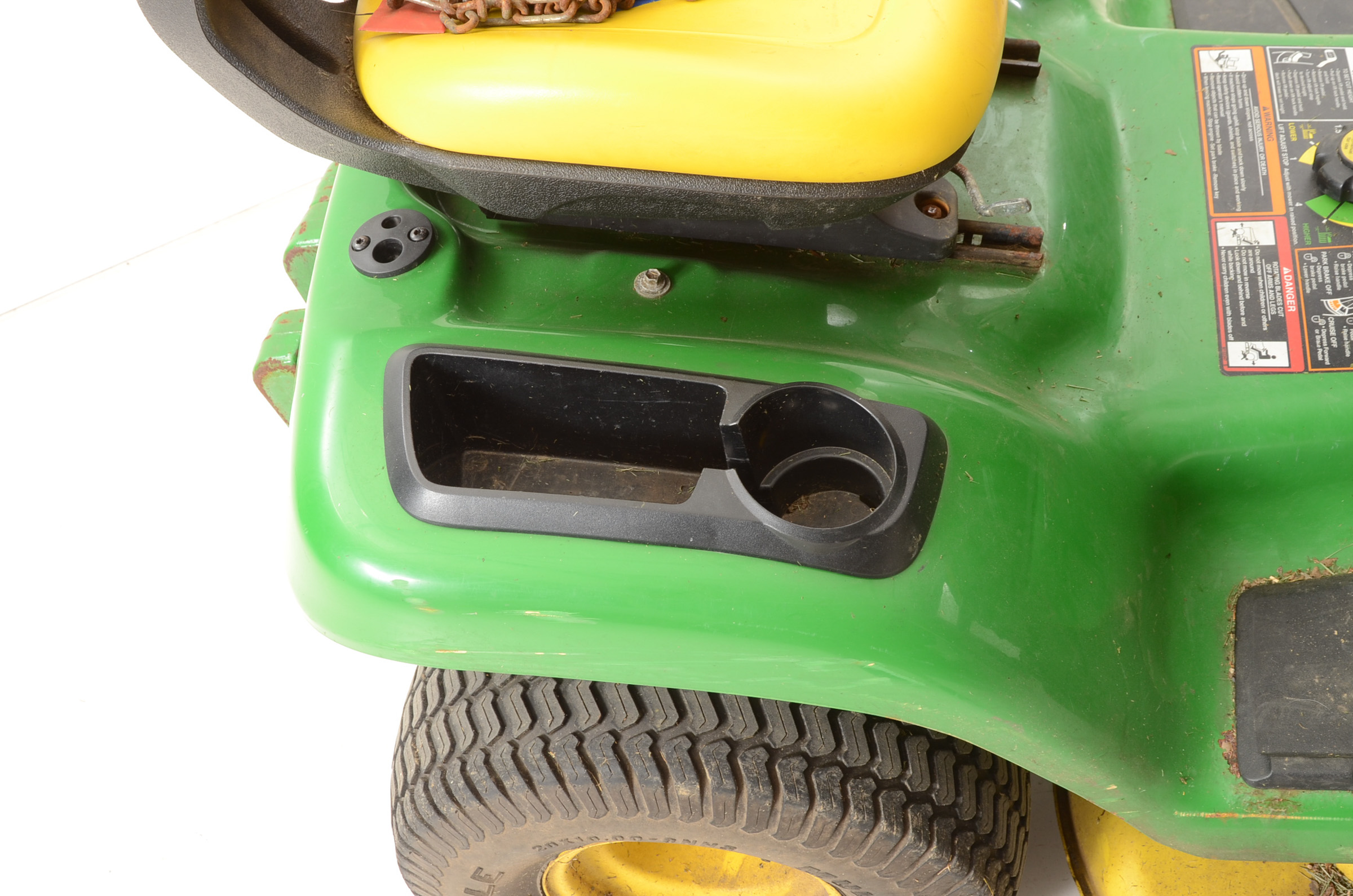 2010 John Deere Select Series X300 Riding Lawn Tractor with Snow Blade and Wagon