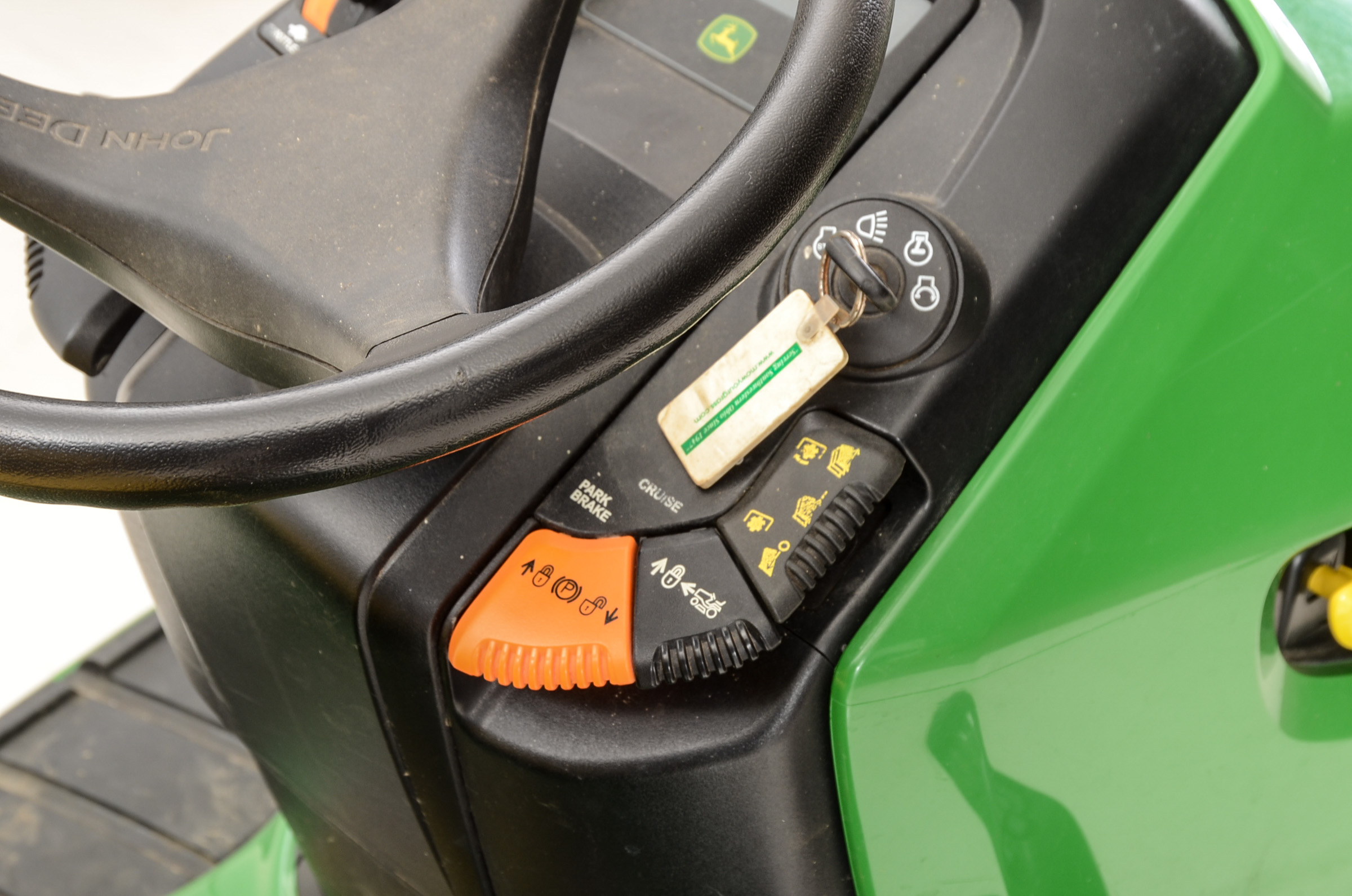 2010 John Deere Select Series X300 Riding Lawn Tractor with Snow Blade and Wagon