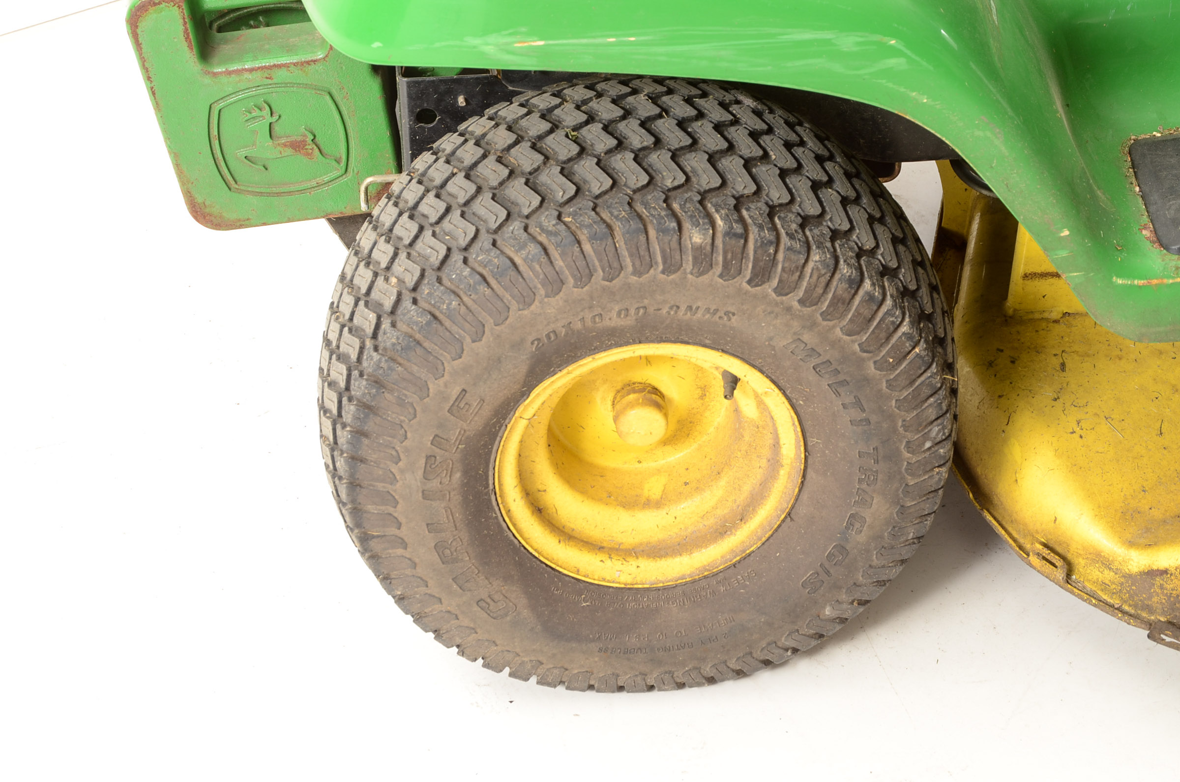 2010 John Deere Select Series X300 Riding Lawn Tractor with Snow Blade and Wagon