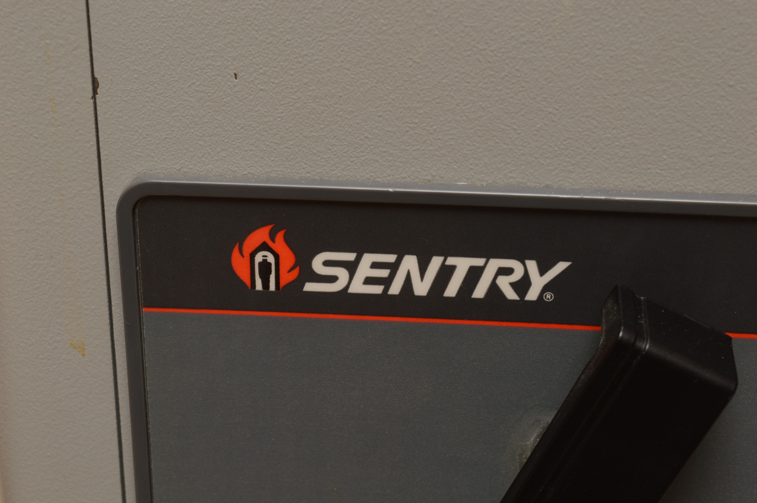 Sentry Floor Safe 6330