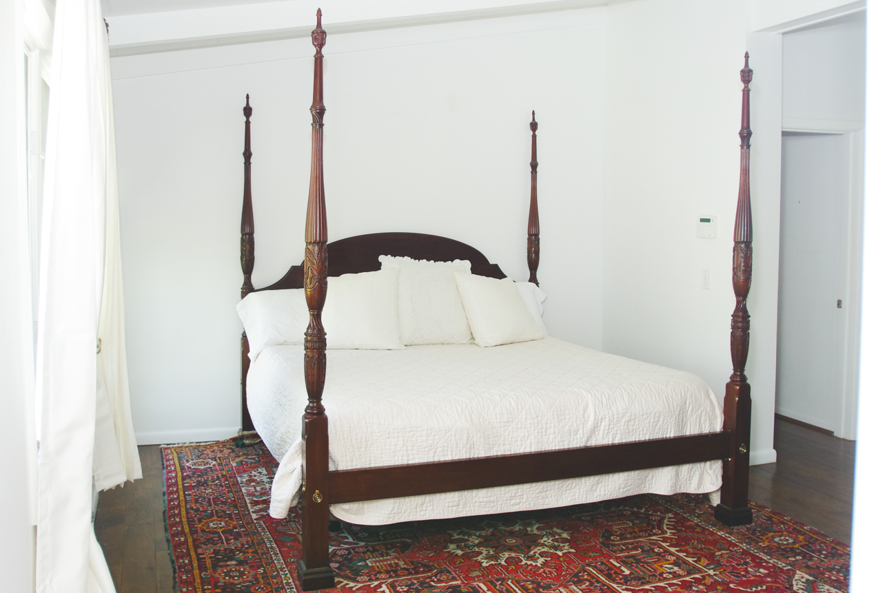 Henkel Harris "Rice Carved" King-Size Mahogany Four-Poster Bed