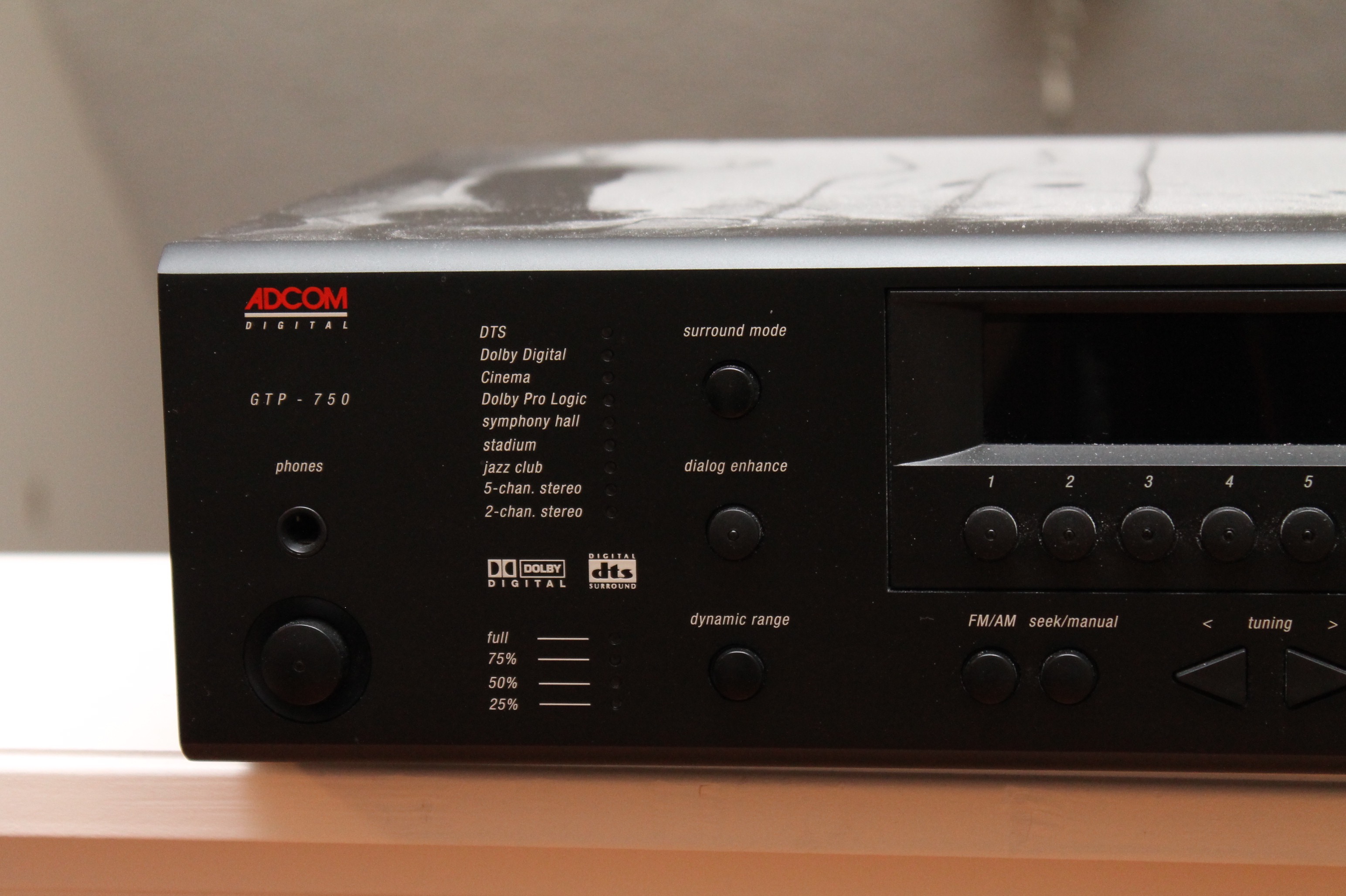 ADCOM Digital GTP-750 Preamplifier