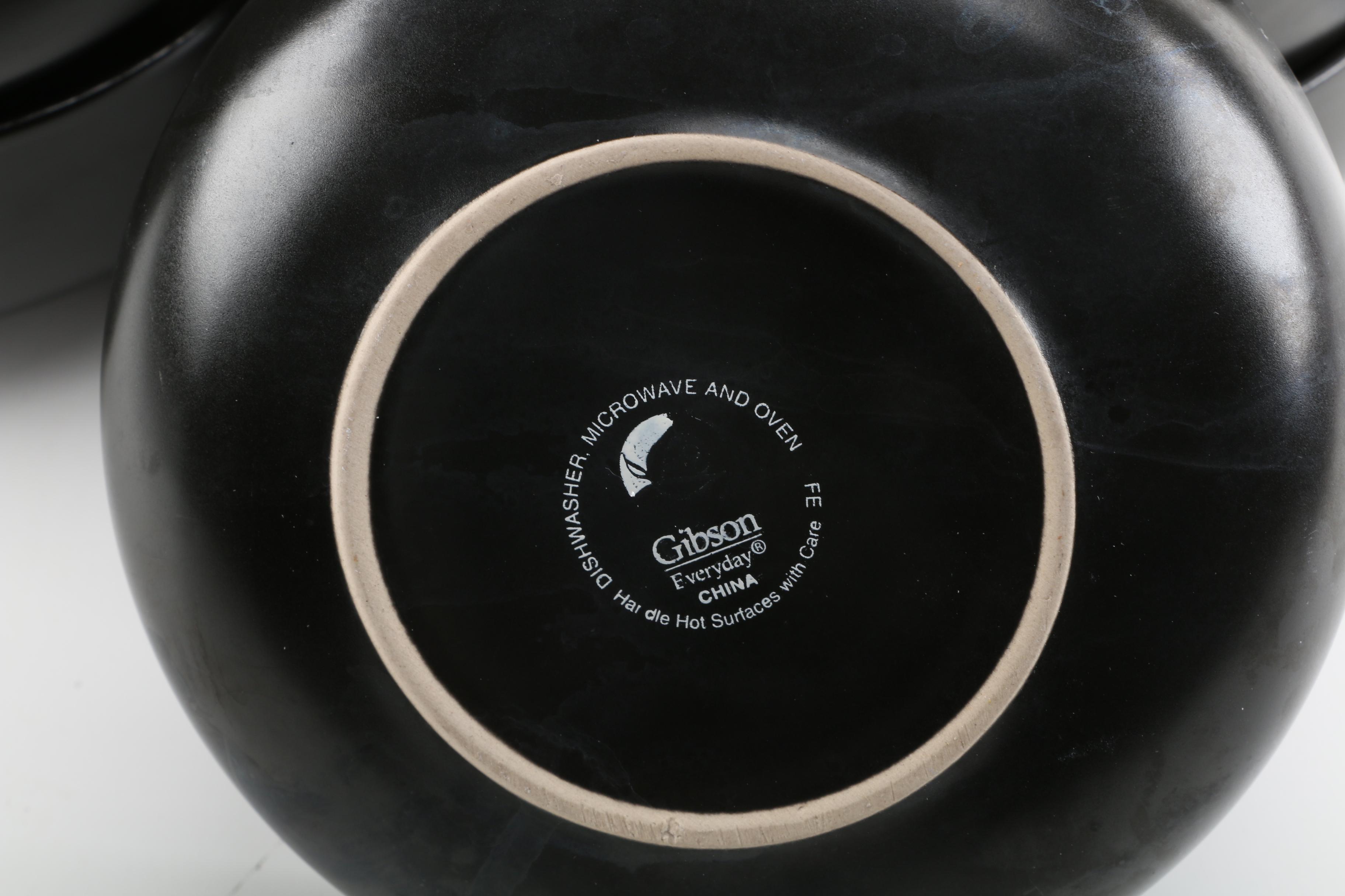 Gibson Everyday "Vivendi" Dinnerware