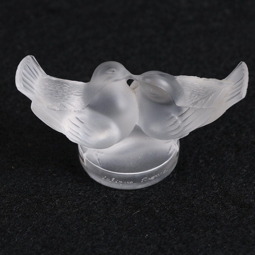 Vintage Lalique "Colombes" Crystal Seal