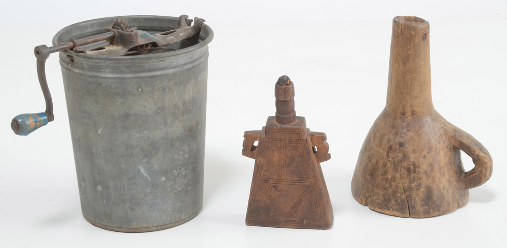 Assortment of Vintage Decor