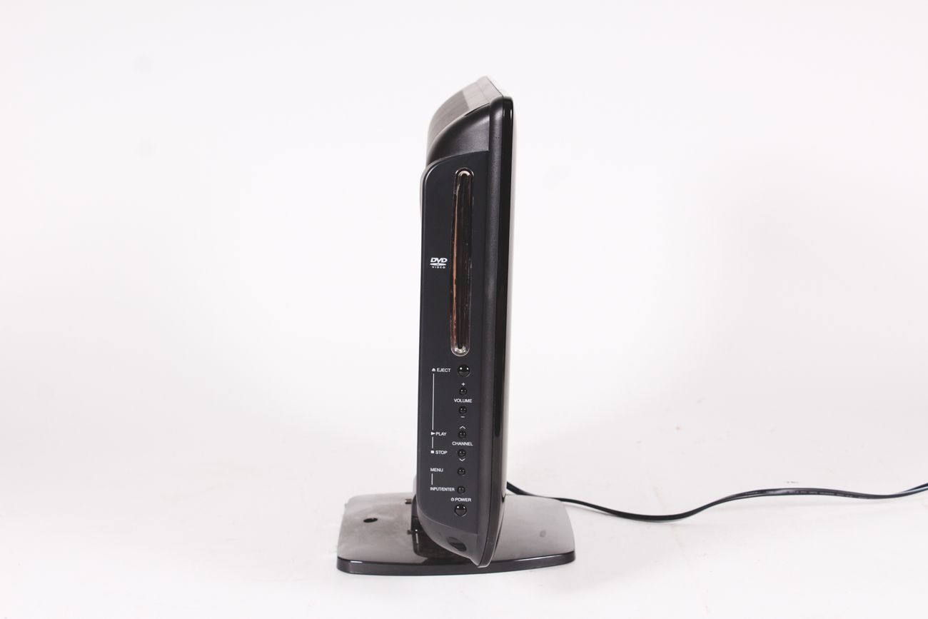 Toshiba LCD 18.5" Flat Screen TV with Integrated DVD Player