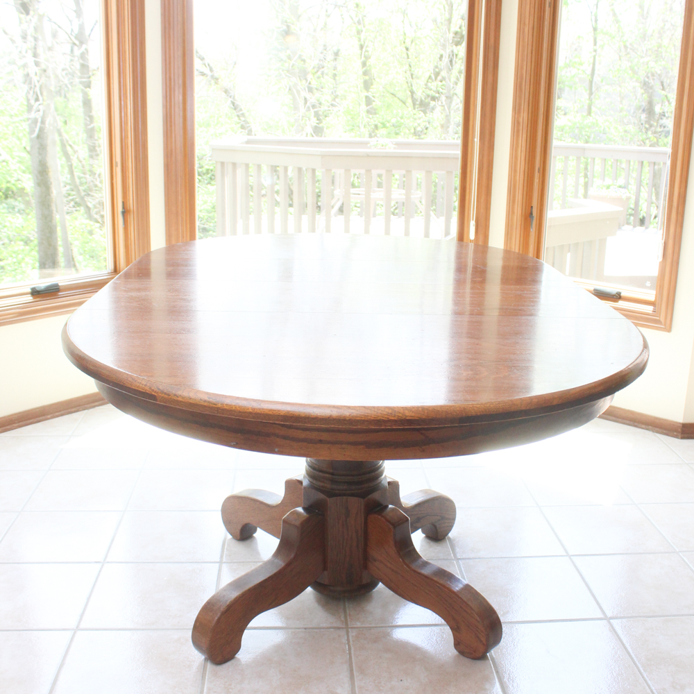 Vintage Walter of Wabash Oak Pedestal Dining Table