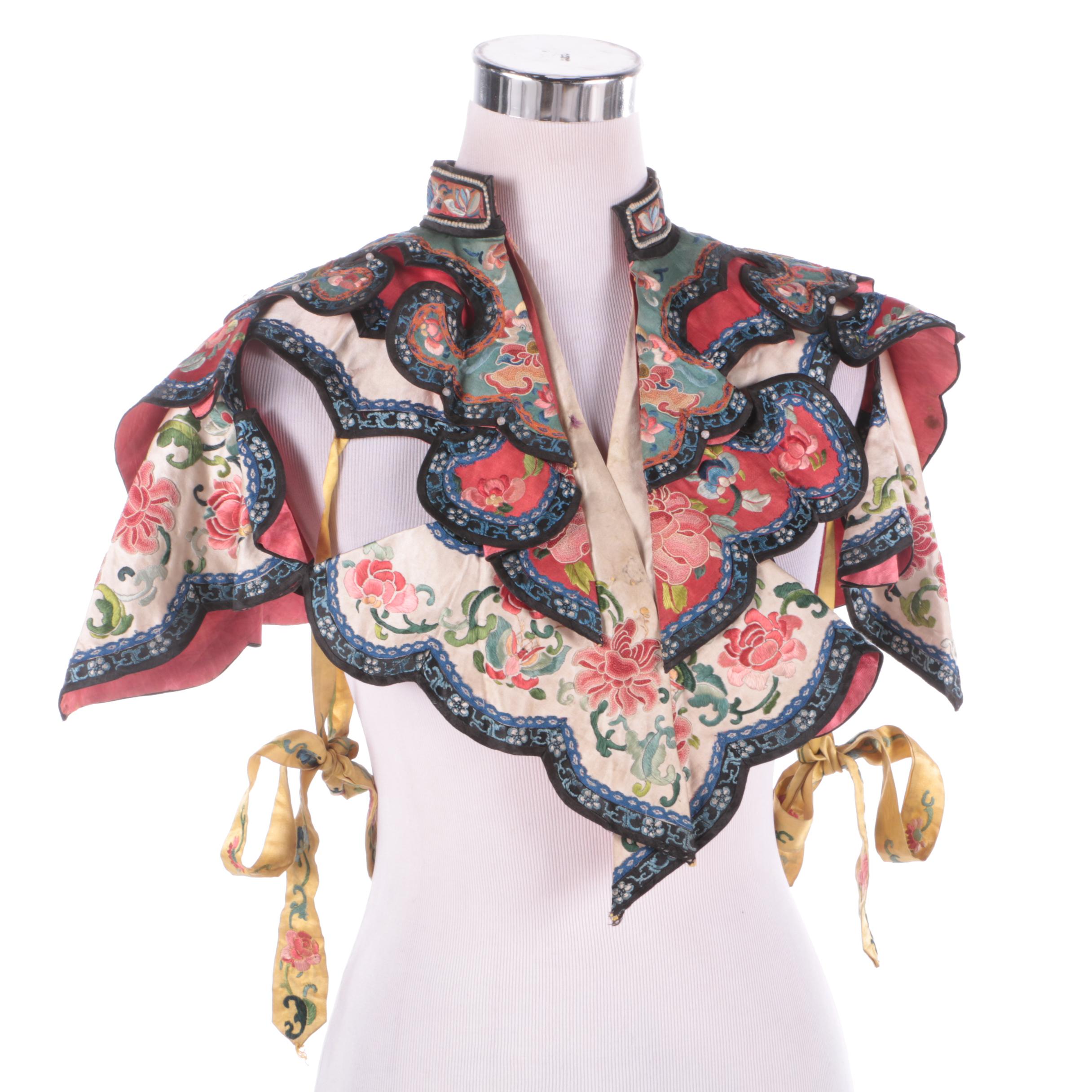 Antique Chinese Qing Dynasty Period Embroidered Silk Cloud Collar