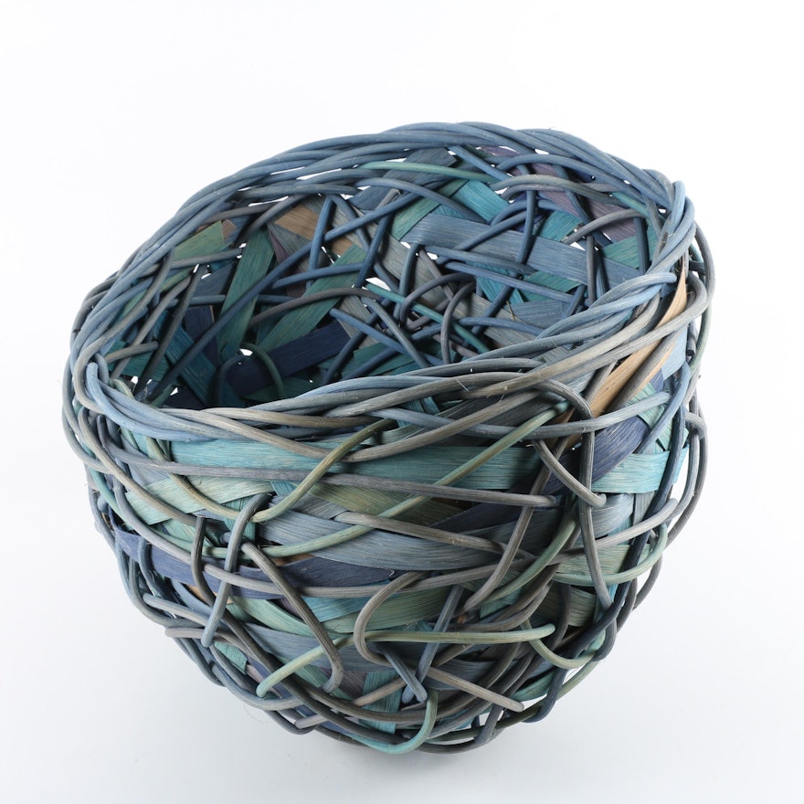 Dyed Woven Round Bird's Nest Form Basket