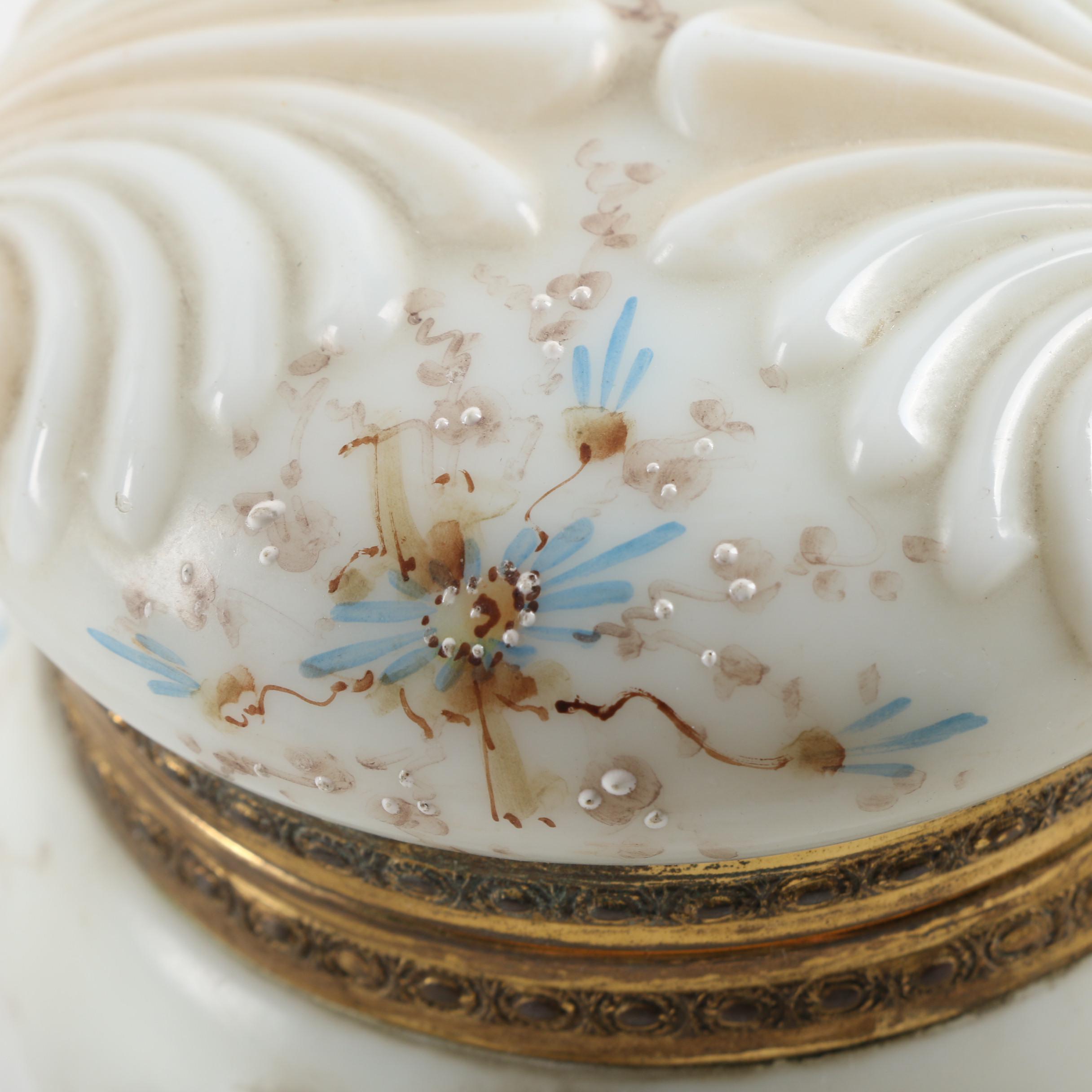 Early 20th Century Wave Crest Milk Glass Dresser Box