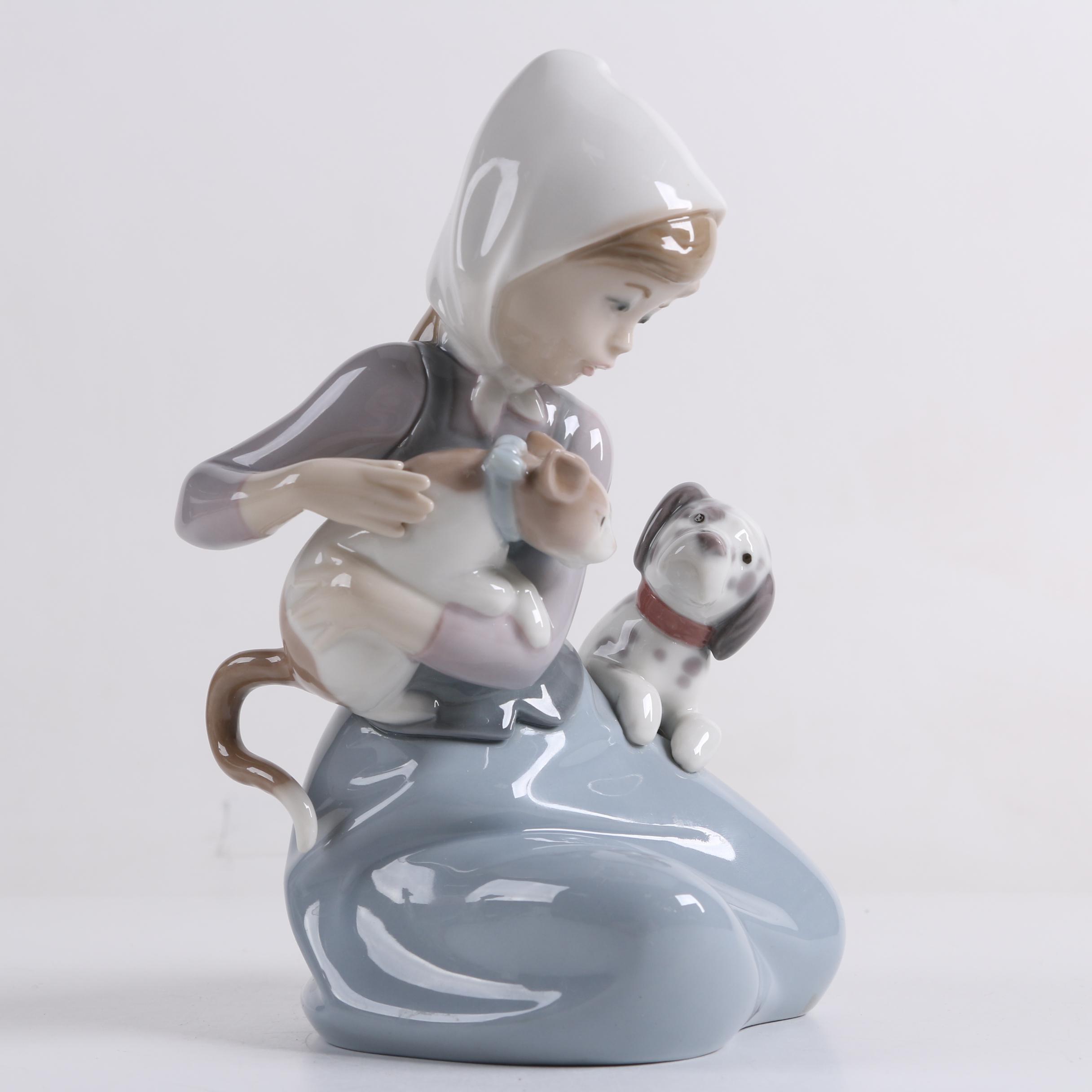 Lladró "Little Friskies Girl" Porcelain Figurine