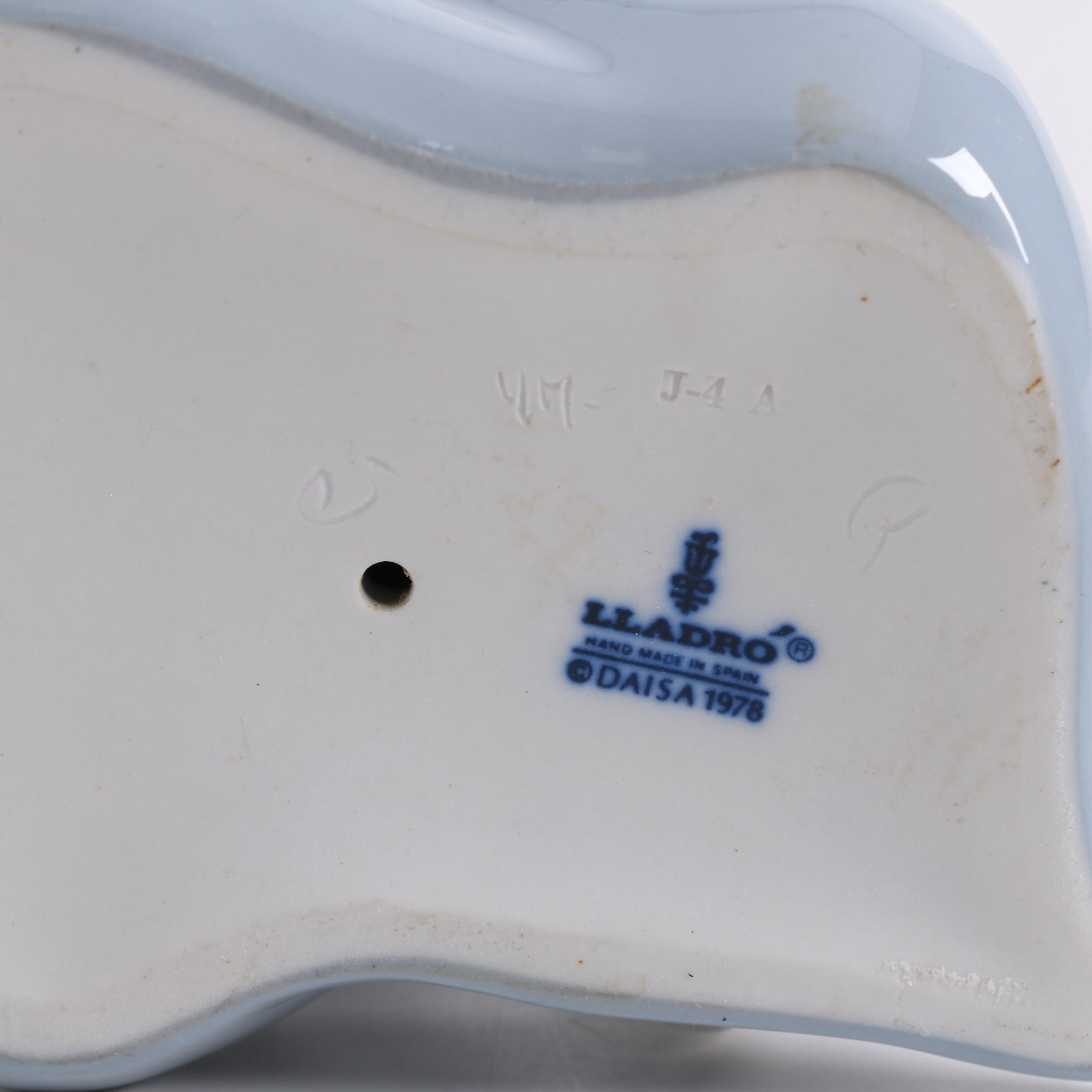 Lladró "Little Friskies Girl" Porcelain Figurine