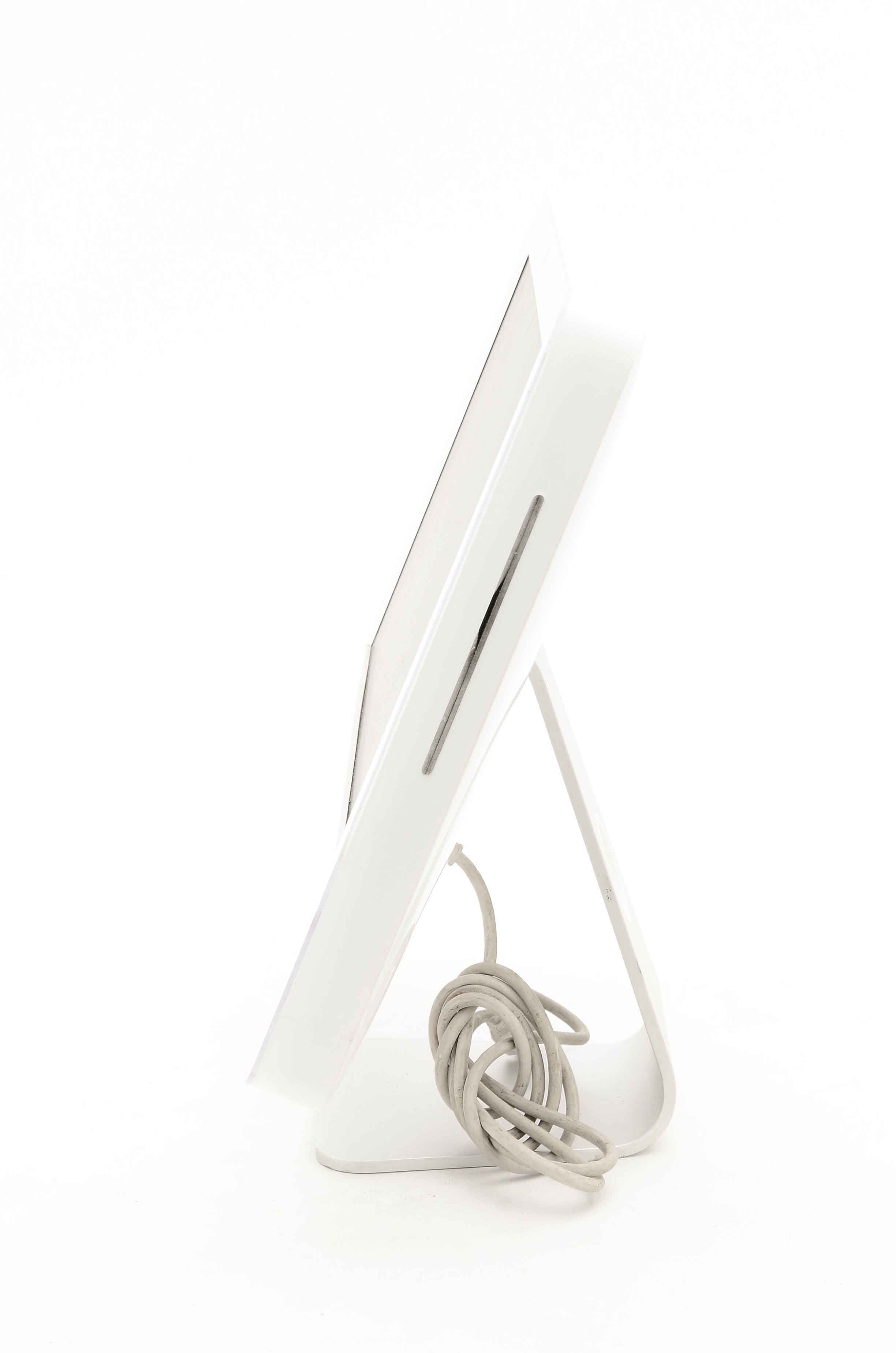 17" iMac Desktop in White