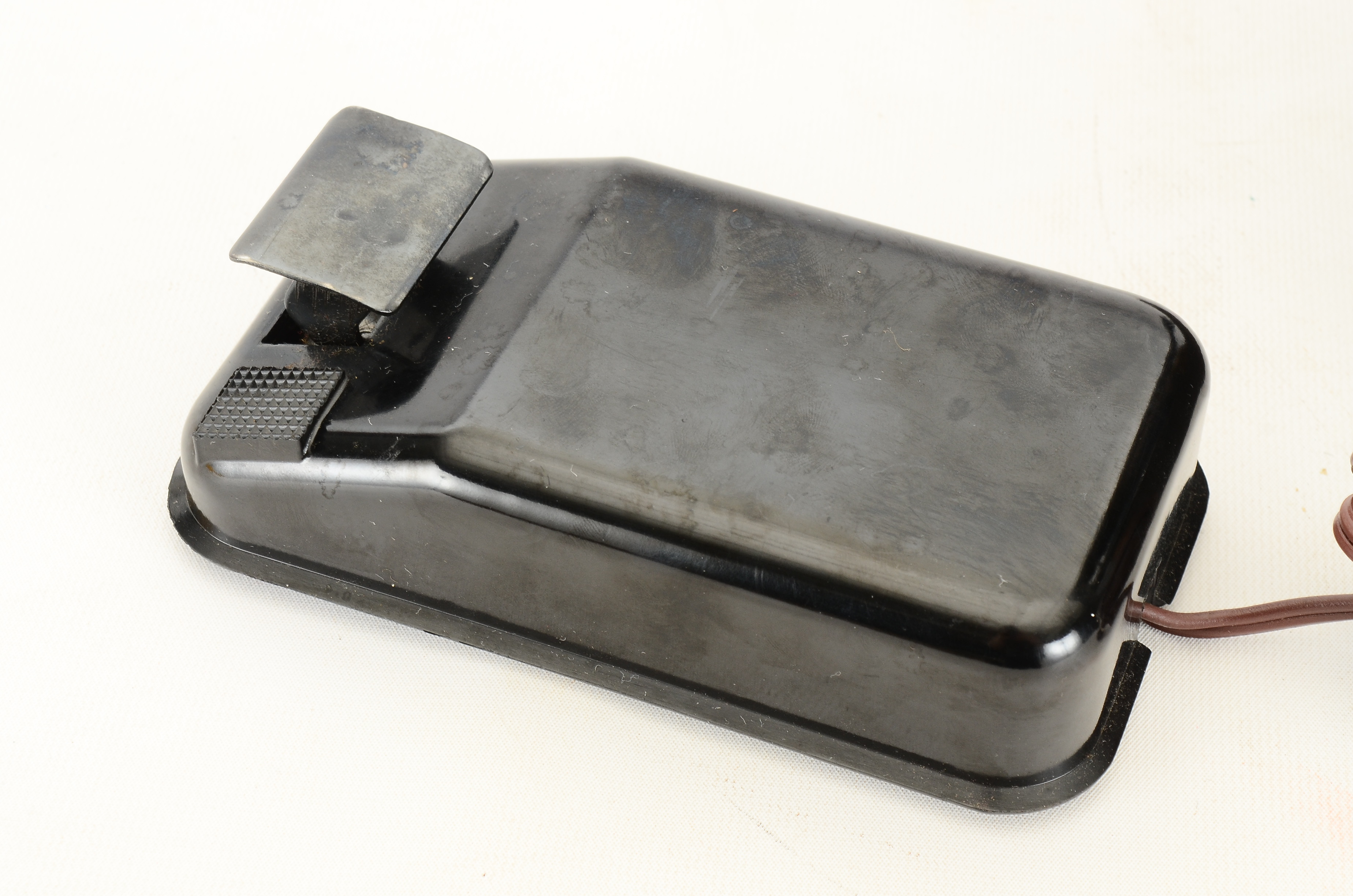 Vintage Singer "Champion" Model 24 Electric Sewing Machine