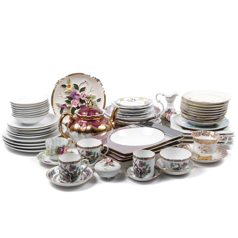 Porcelain Tableware Featuring "Indian Tree" by Royal Grafton