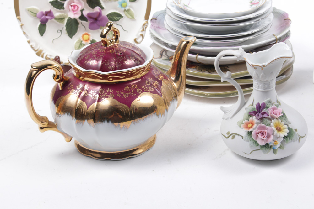 Porcelain Tableware Featuring "Indian Tree" by Royal Grafton